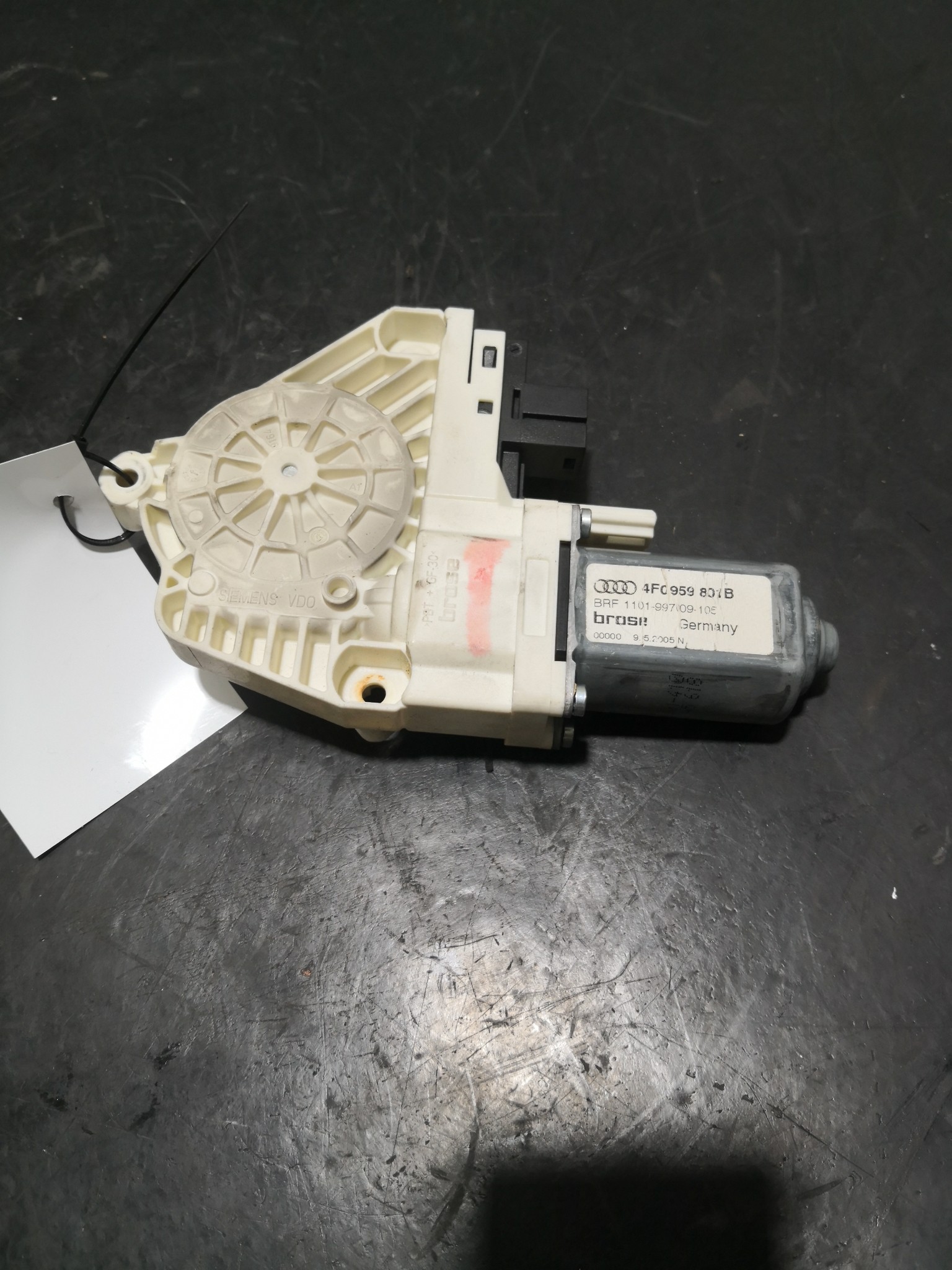 Motor elevador frt esq AUDI A6 Allroad (4FH, C6) | 06 - 11 Imagem-2