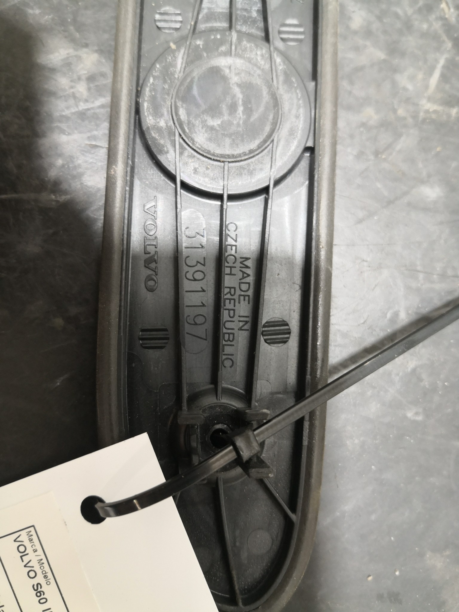 Botão Mala Eletrico VOLVO S60 II (134) | 10 -  Imagem-1