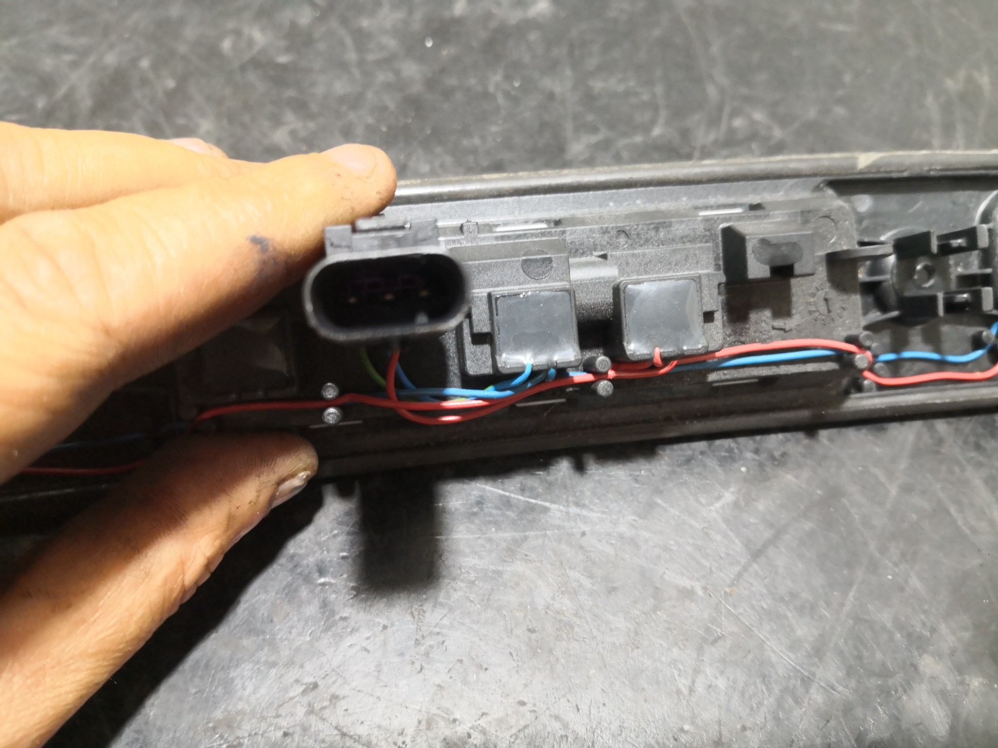 Botão Mala Eletrico VOLVO S60 II (134) | 10 -  Imagem-2