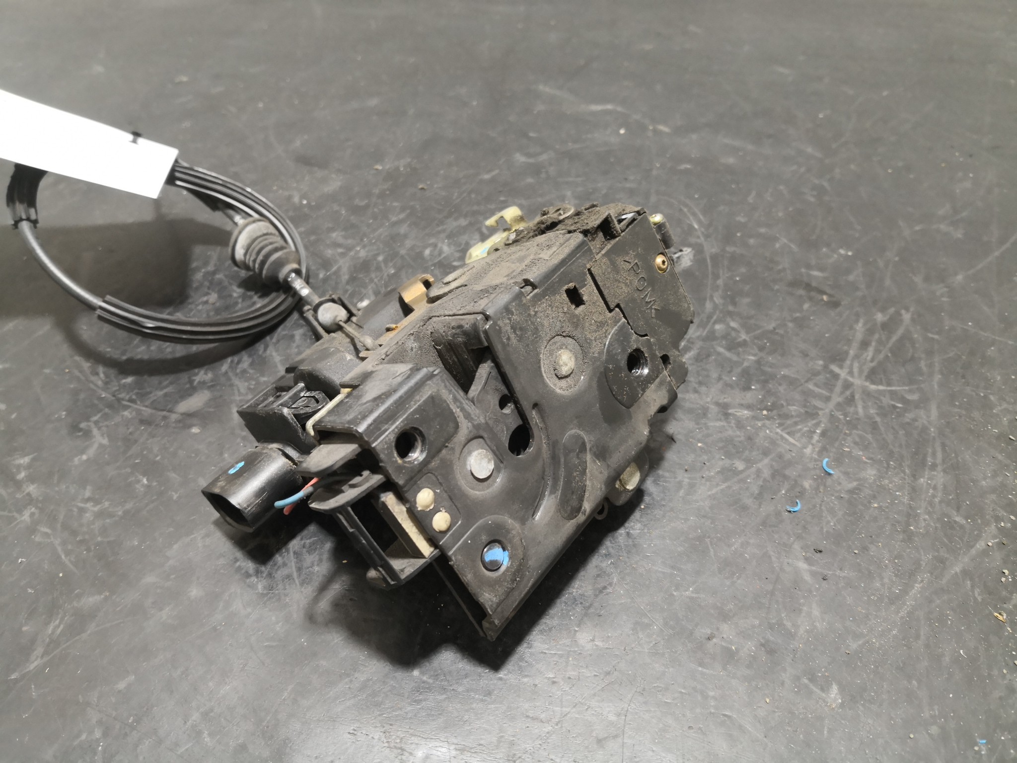 Fecho da Porta Frente Dto VOLKSWAGEN - ID S_96087