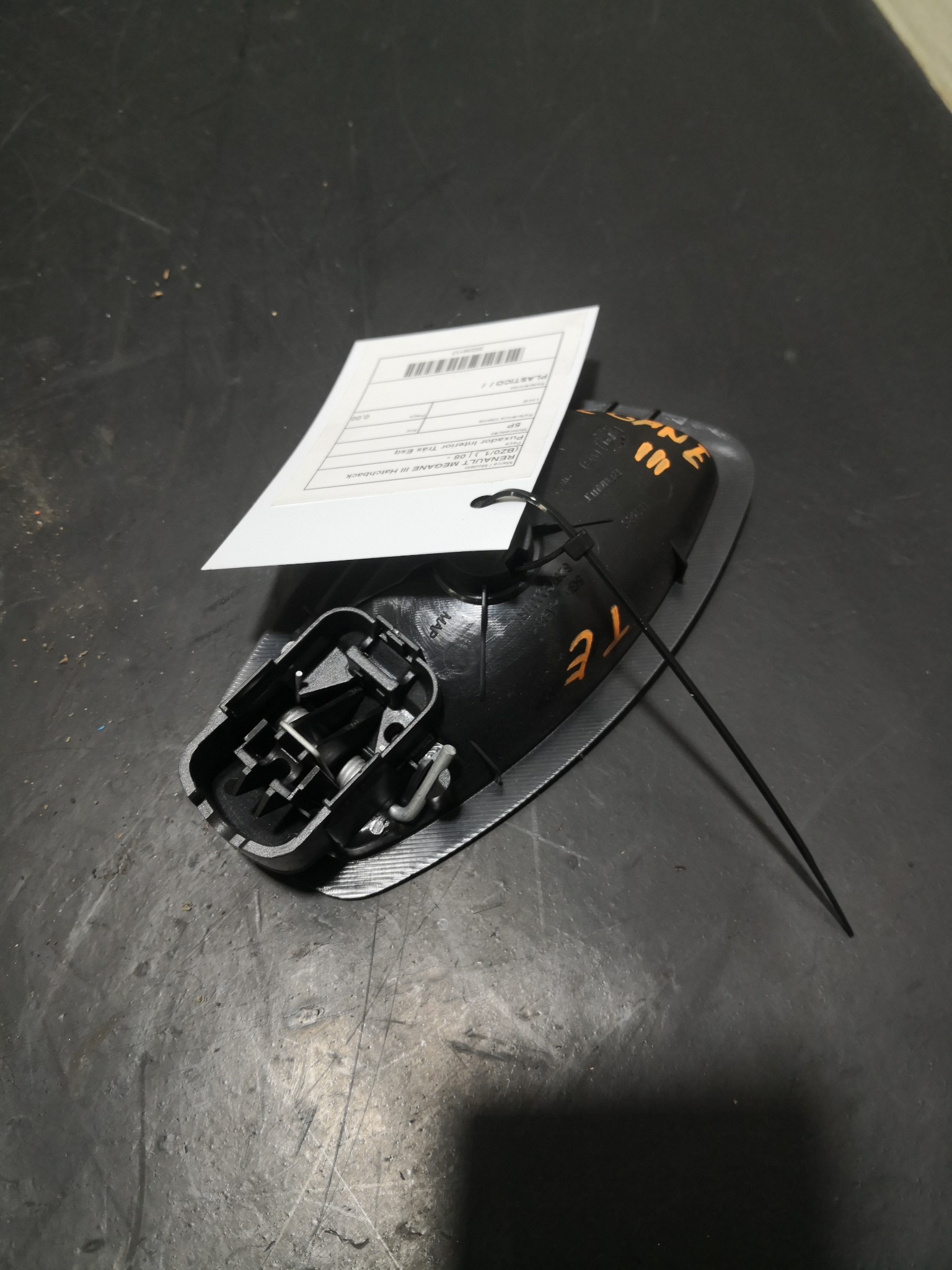 Puxador Interior Trás Esq RENAULT - ID S_96116