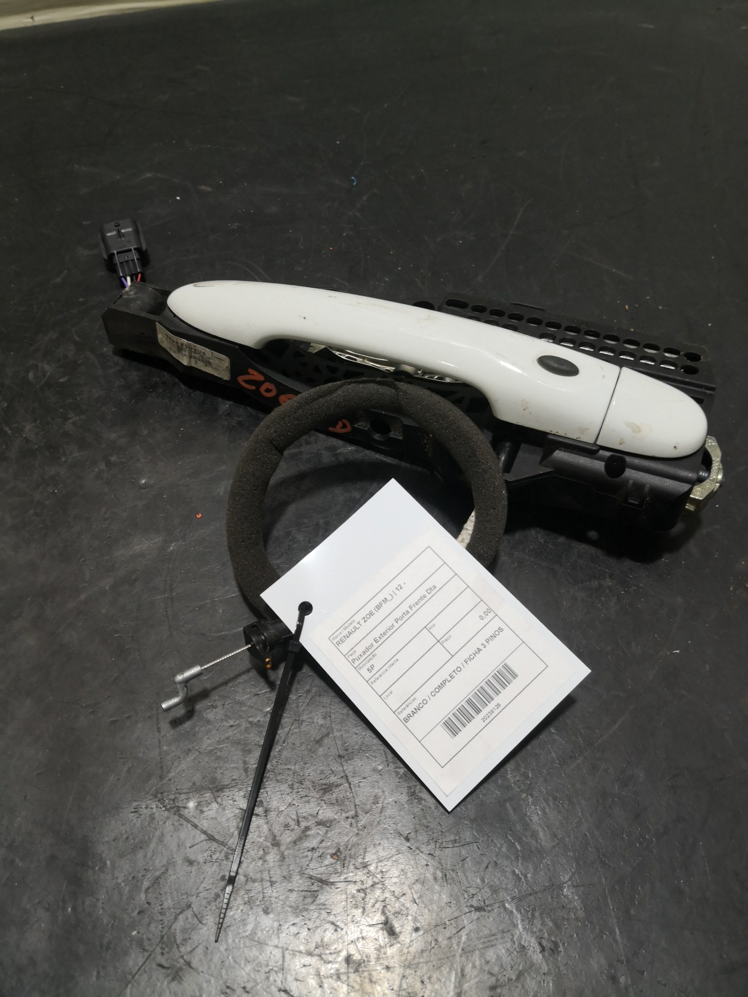 Puxador Exterior Porta Frente Dta RENAULT ZOE (BFM_) | 12 -  Imagem-1