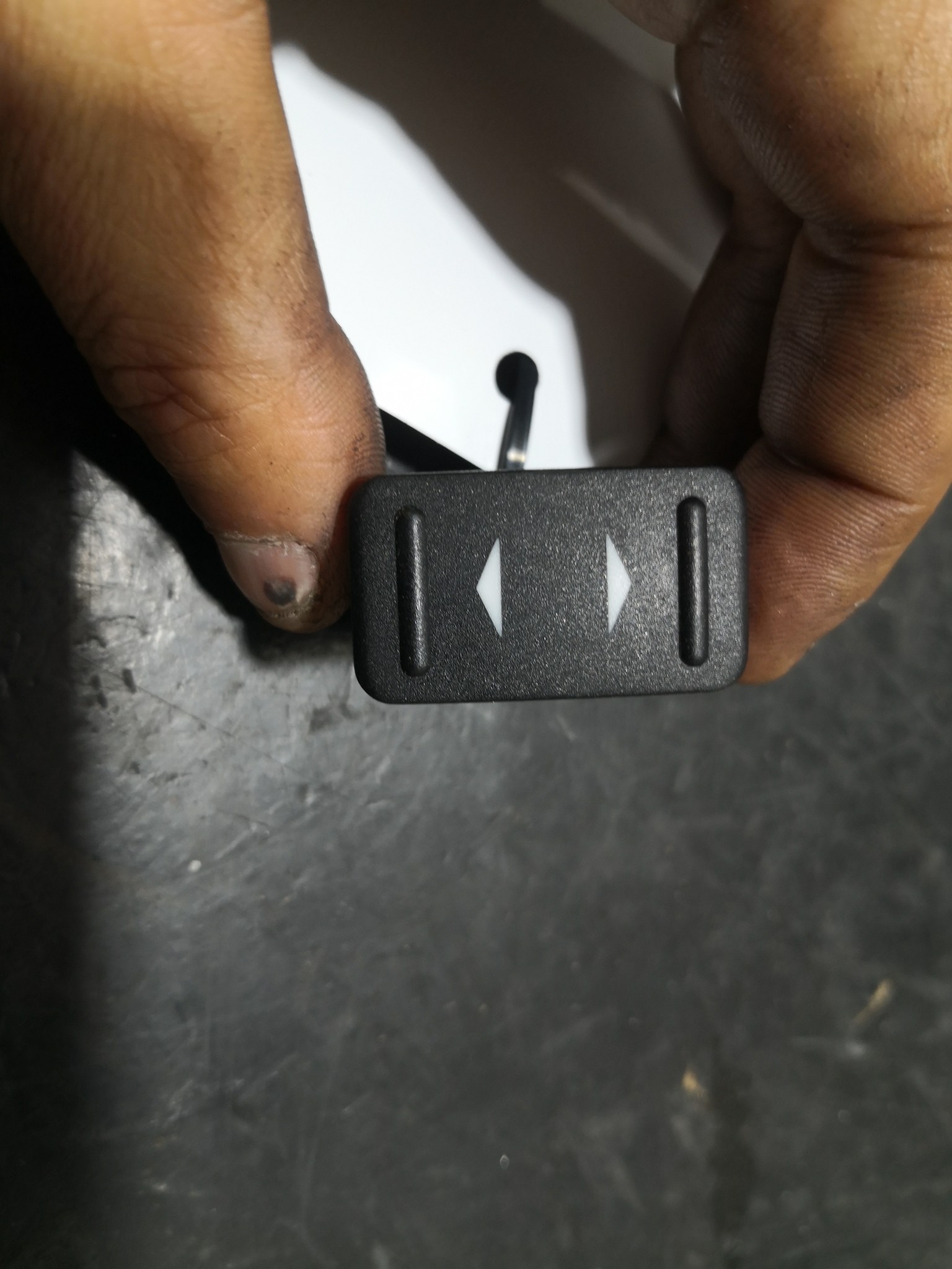 Botão Vidros FORD - ID S_96165