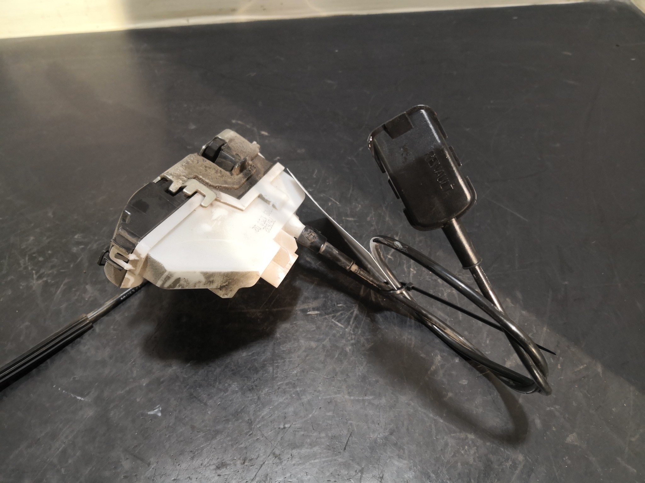 Fecho da Porta Frente Dto RENAULT TWINGO II (CN0_) | 07 -  Imagem-2