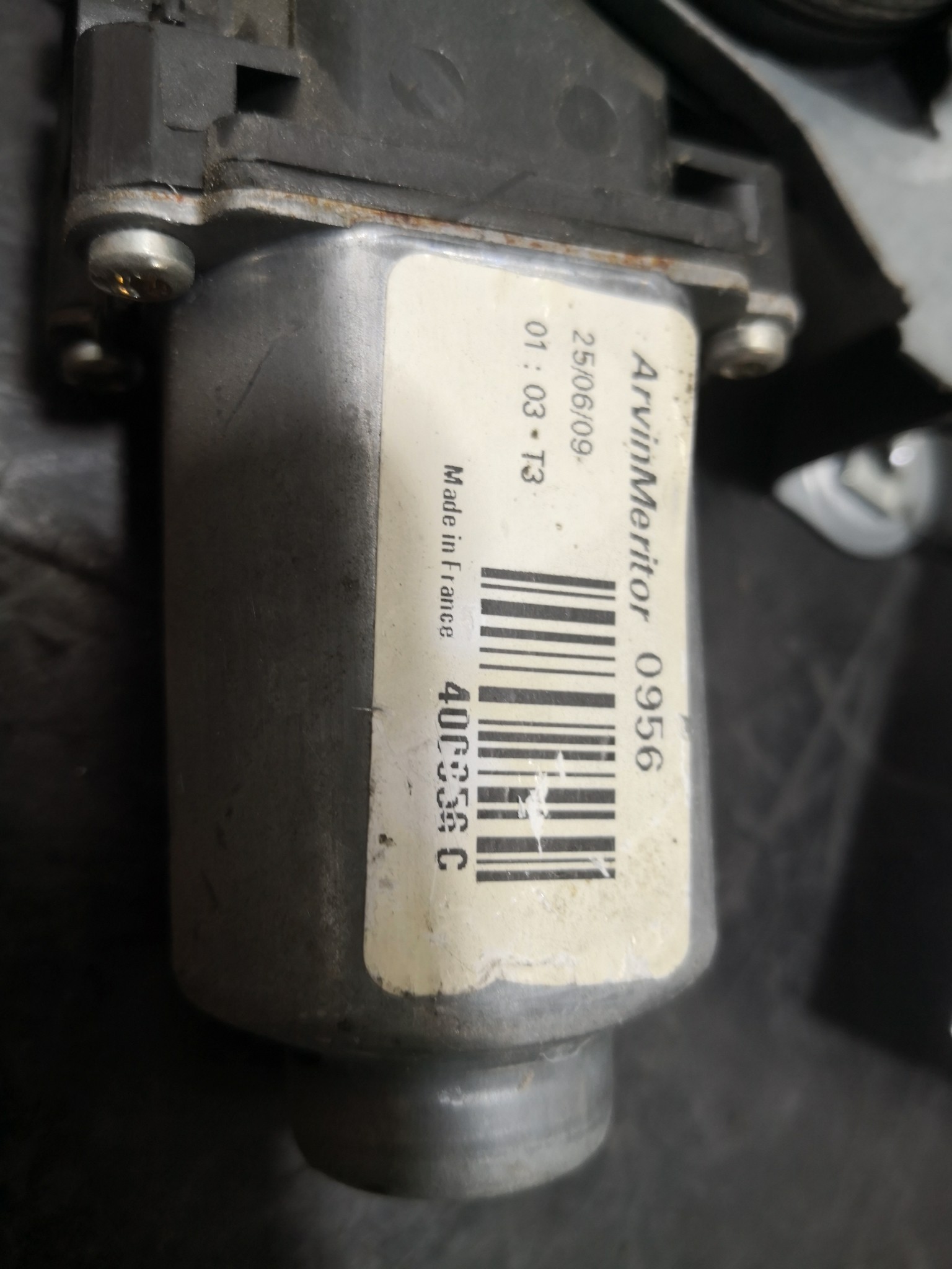 Elevador Frente Dto Electrico RENAULT TWINGO II (CN0_) | 07 -  Imagem-3