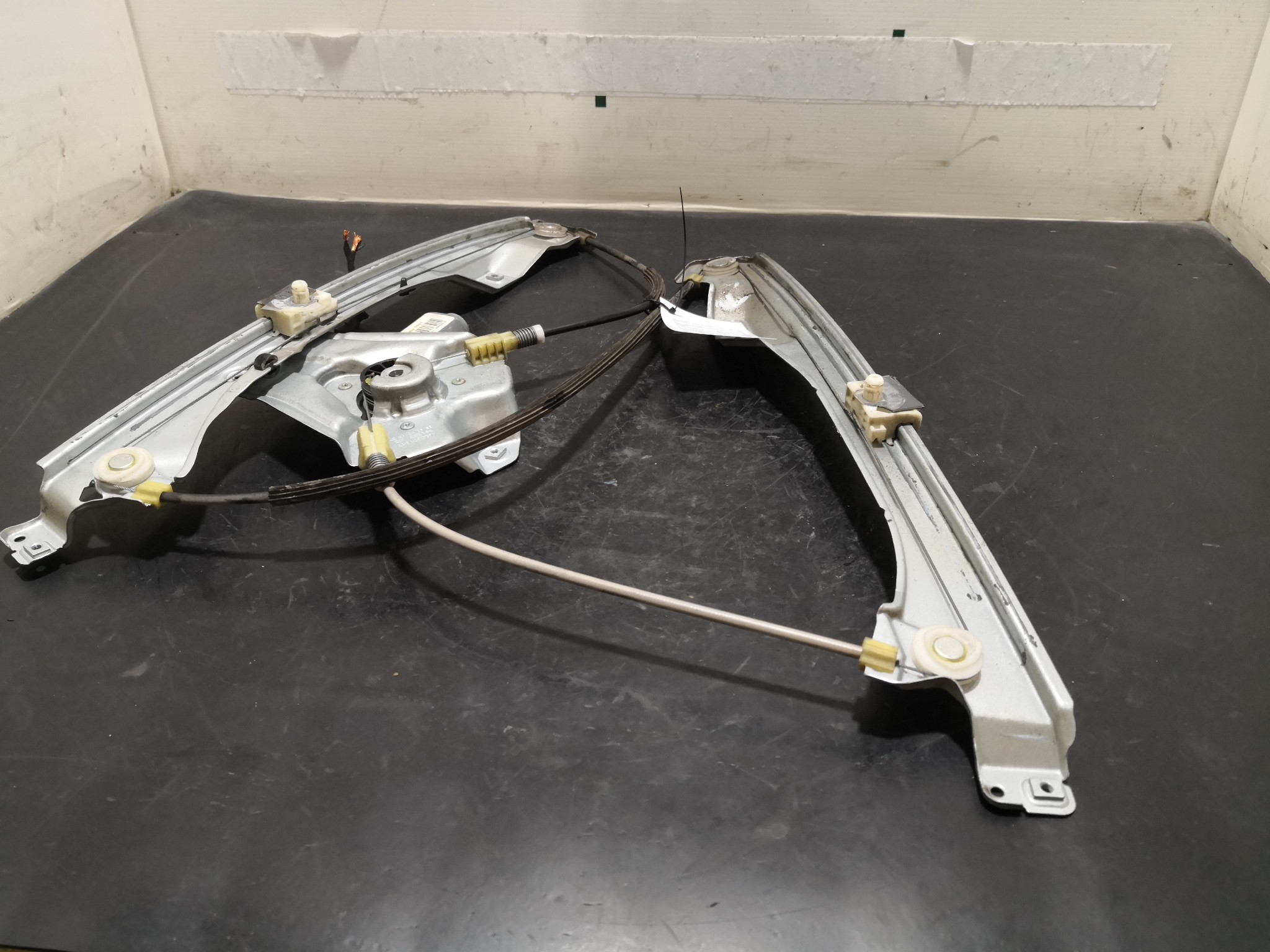 Elevador Frente Dto Electrico RENAULT - ID S_96199