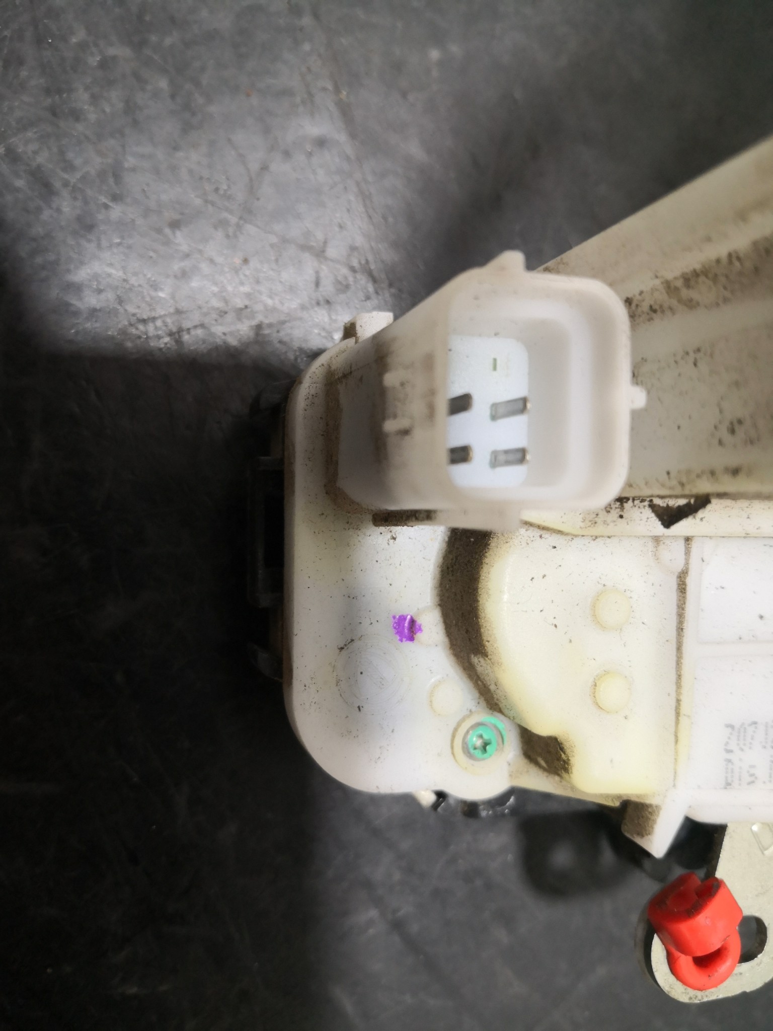 Fecho da Porta Frente Dto FIAT 500 (312_) | 07 -  Imagem-2