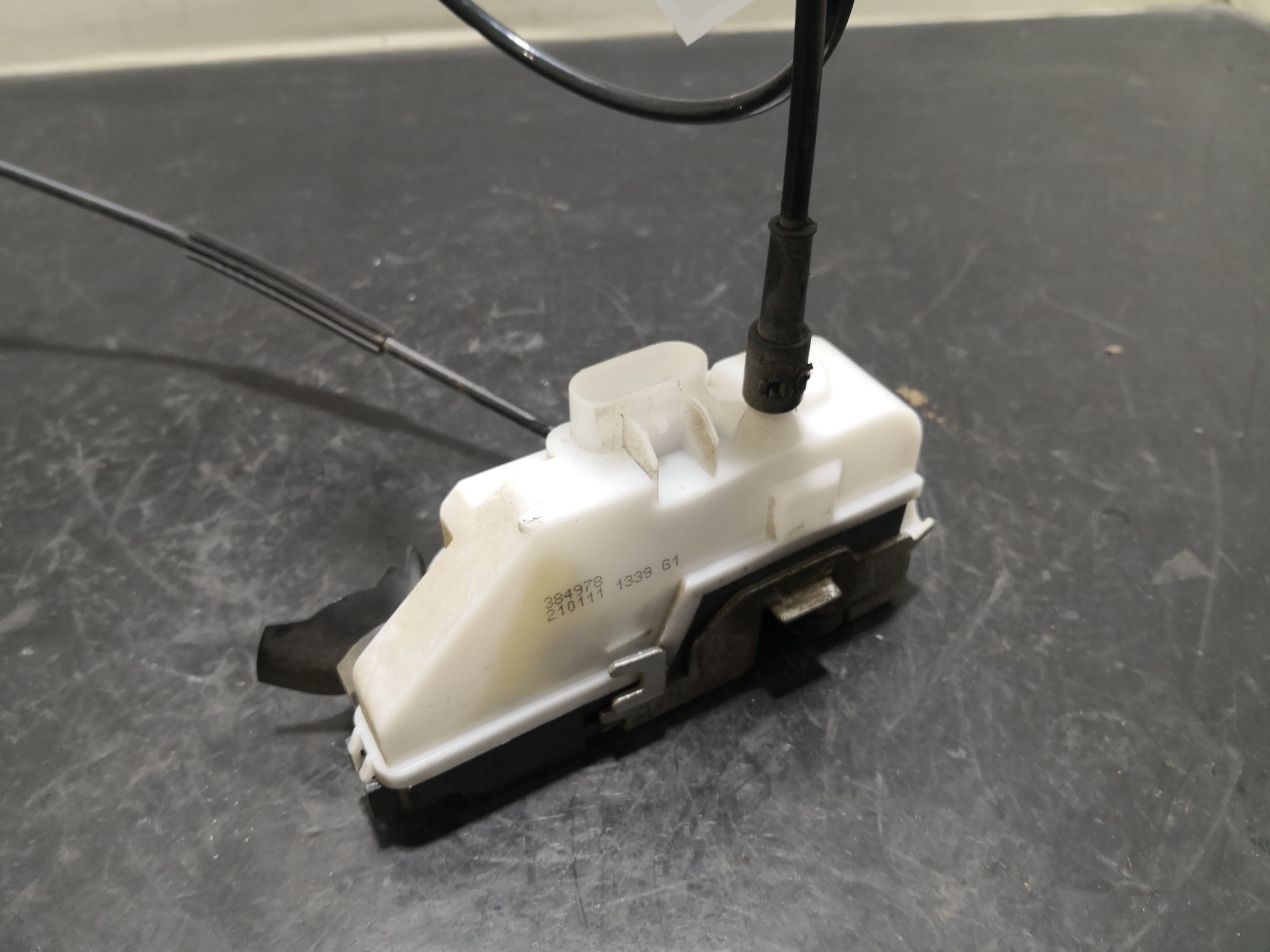 Fecho da Porta Frente Esq RENAULT - ID S_96248