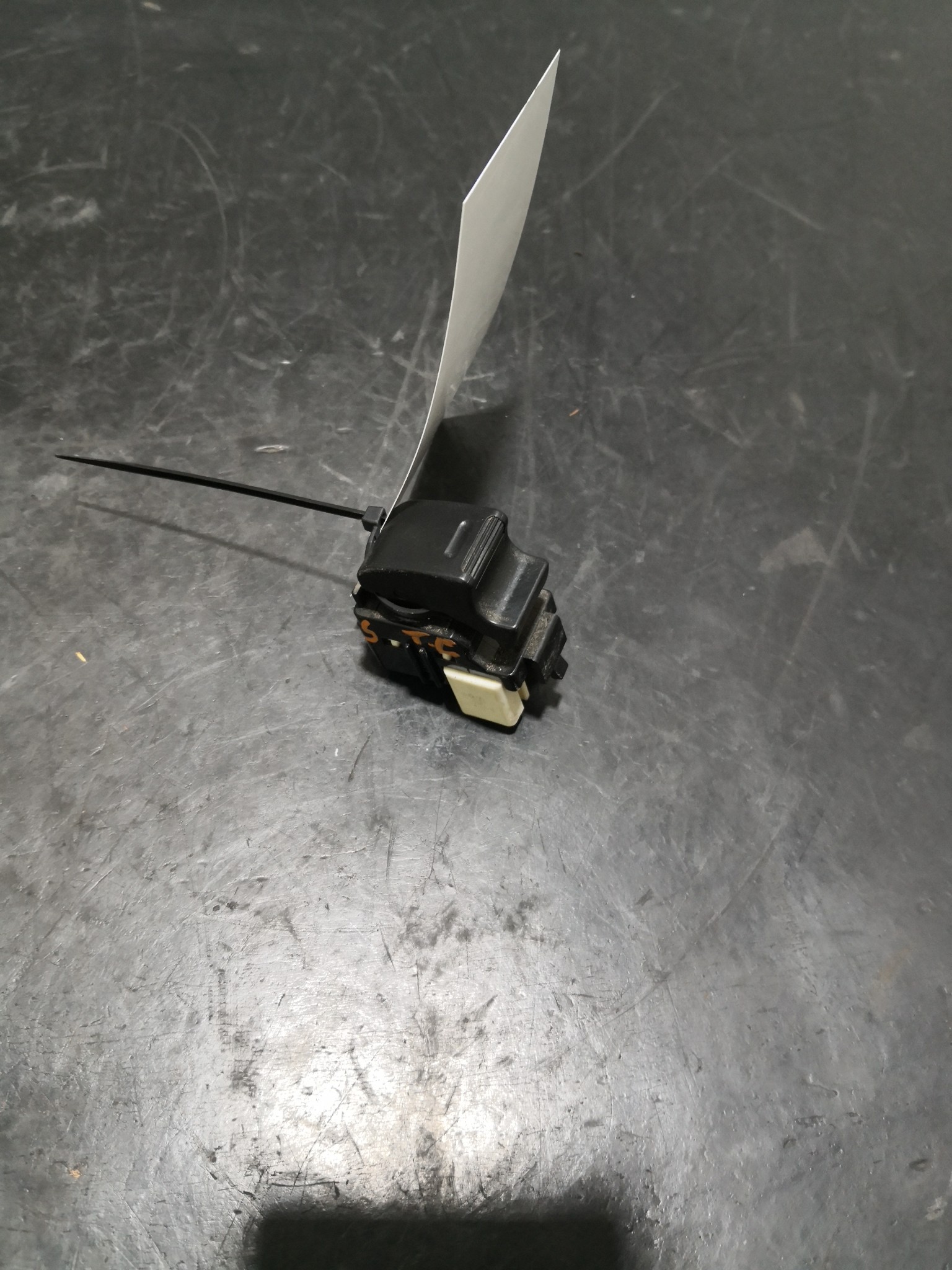 Botão Vidros TOYOTA PRIUS (_W3_) | 08 -  Imagem-2