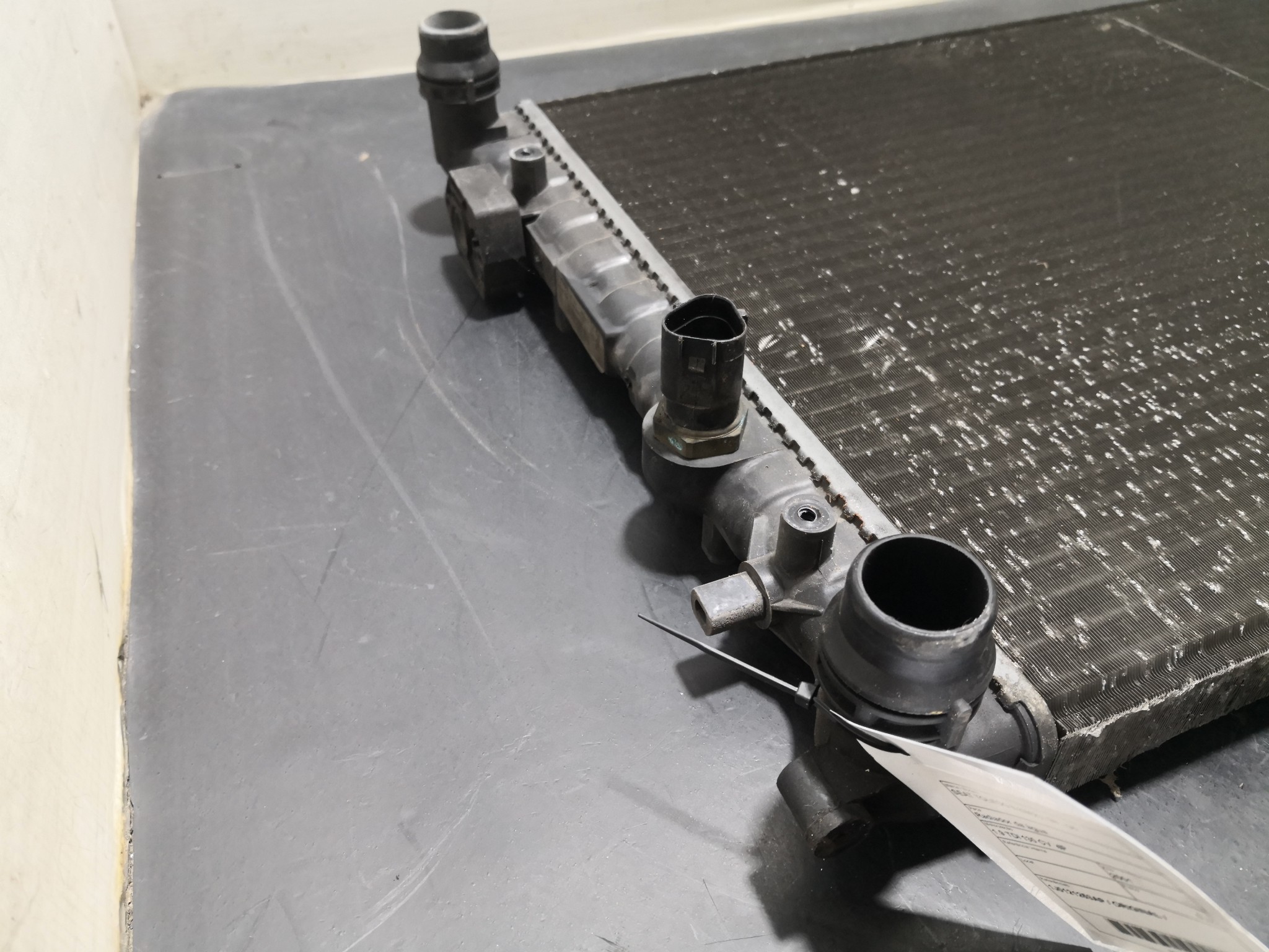 Radiador da água SEAT TOLEDO II (1M2) | 98 - 06 Imagem-1