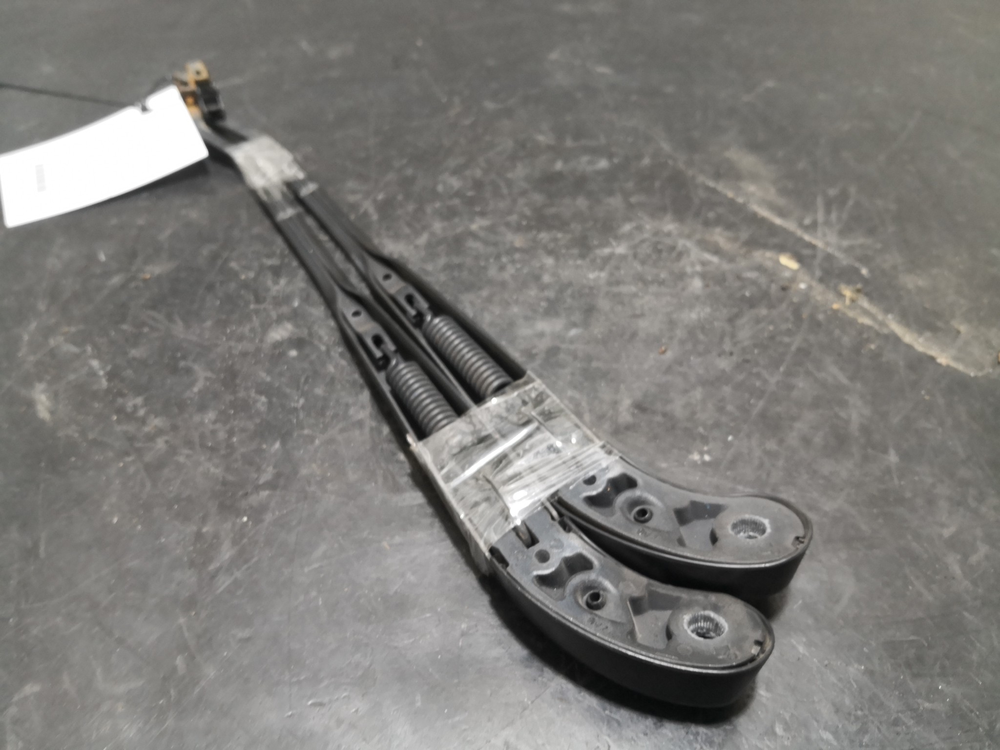 Hastes Limpa Vidros da Frente MINI MINI (R56) | 05 - 14 Imagem-1