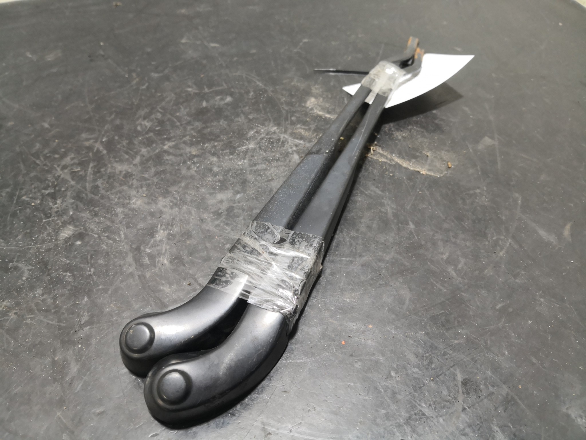 Hastes Limpa Vidros da Frente MINI MINI (R56) | 05 - 14 Imagem-2