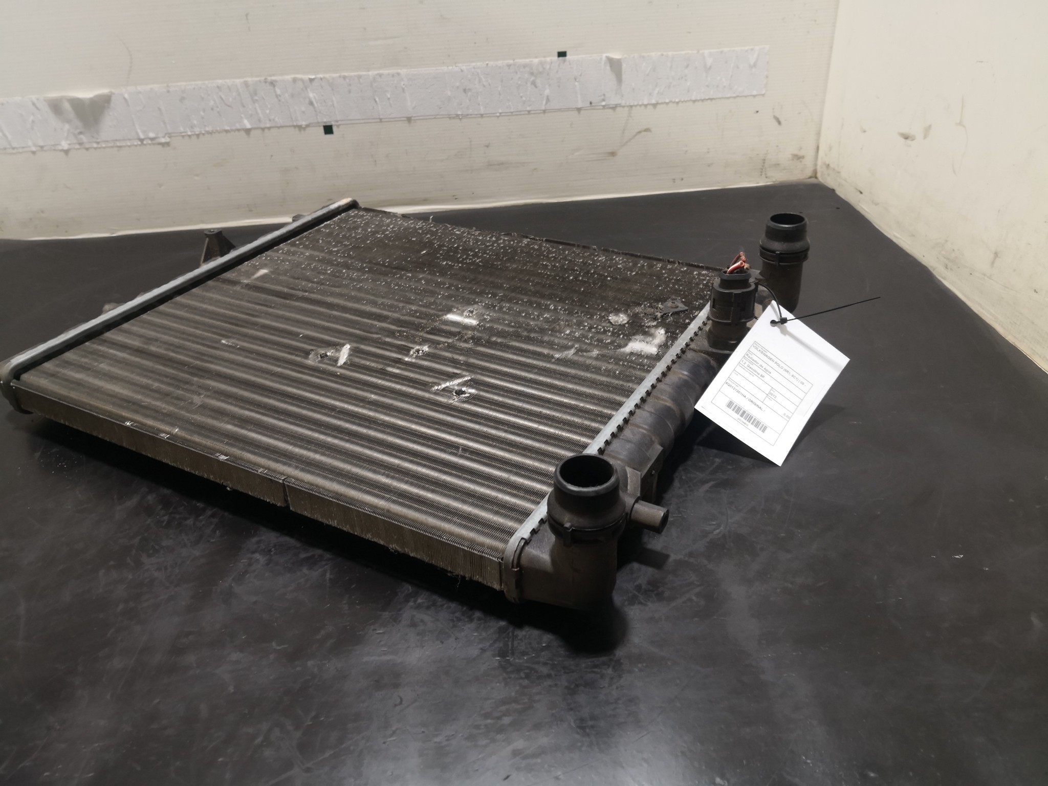 Radiador da água VOLKSWAGEN POLO (6R1, 6C1) | 09 -  Imagem-1