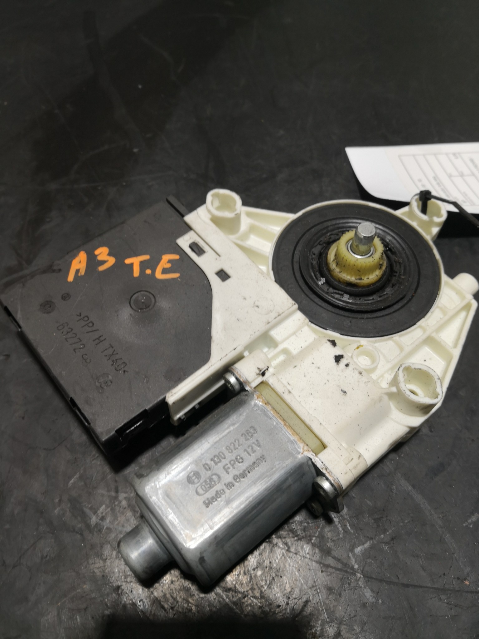 Motor elevador trás esq. AUDI A3 (8P1) | 03 - 13 Imagem-2