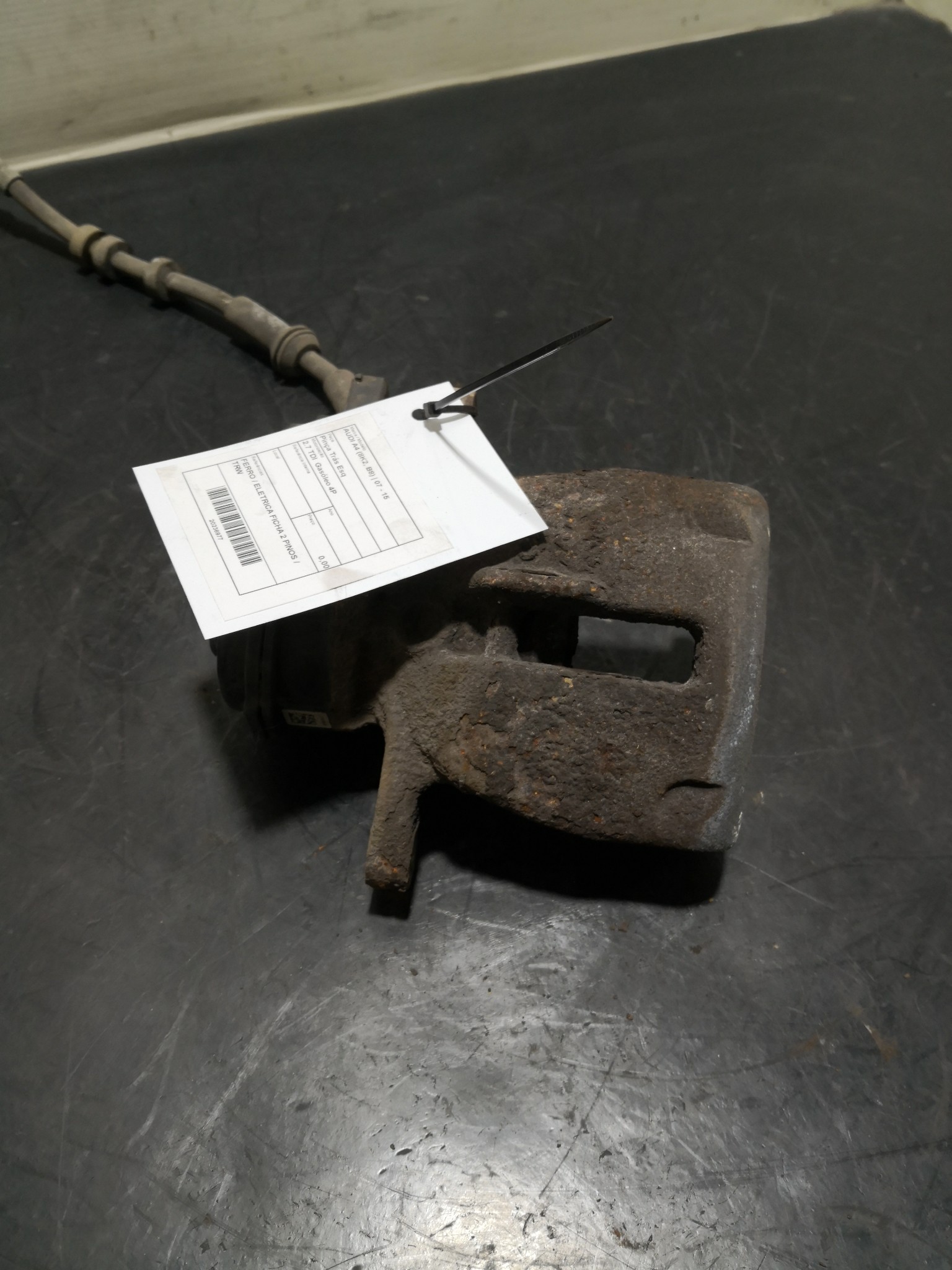 Pinça Trás Esq AUDI A4 (8K2, B8) | 07 - 15 Imagem-2