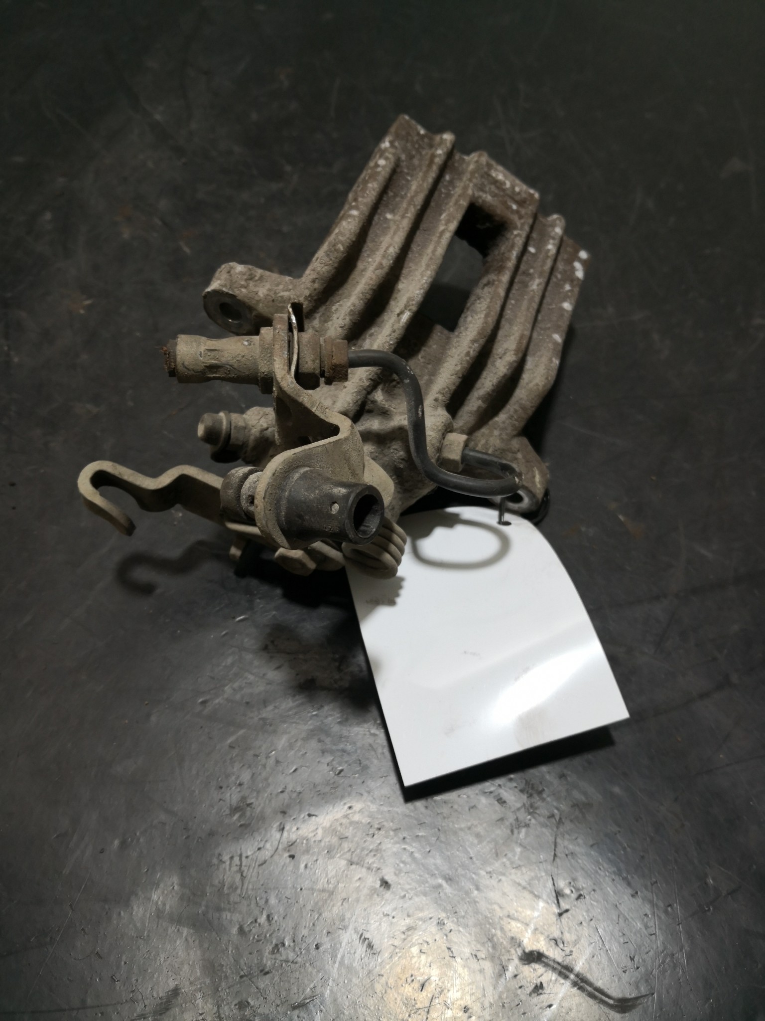 Pinça Trás Esq SKODA OCTAVIA II Combi (1Z5) | 04 - 13 Imagem-2