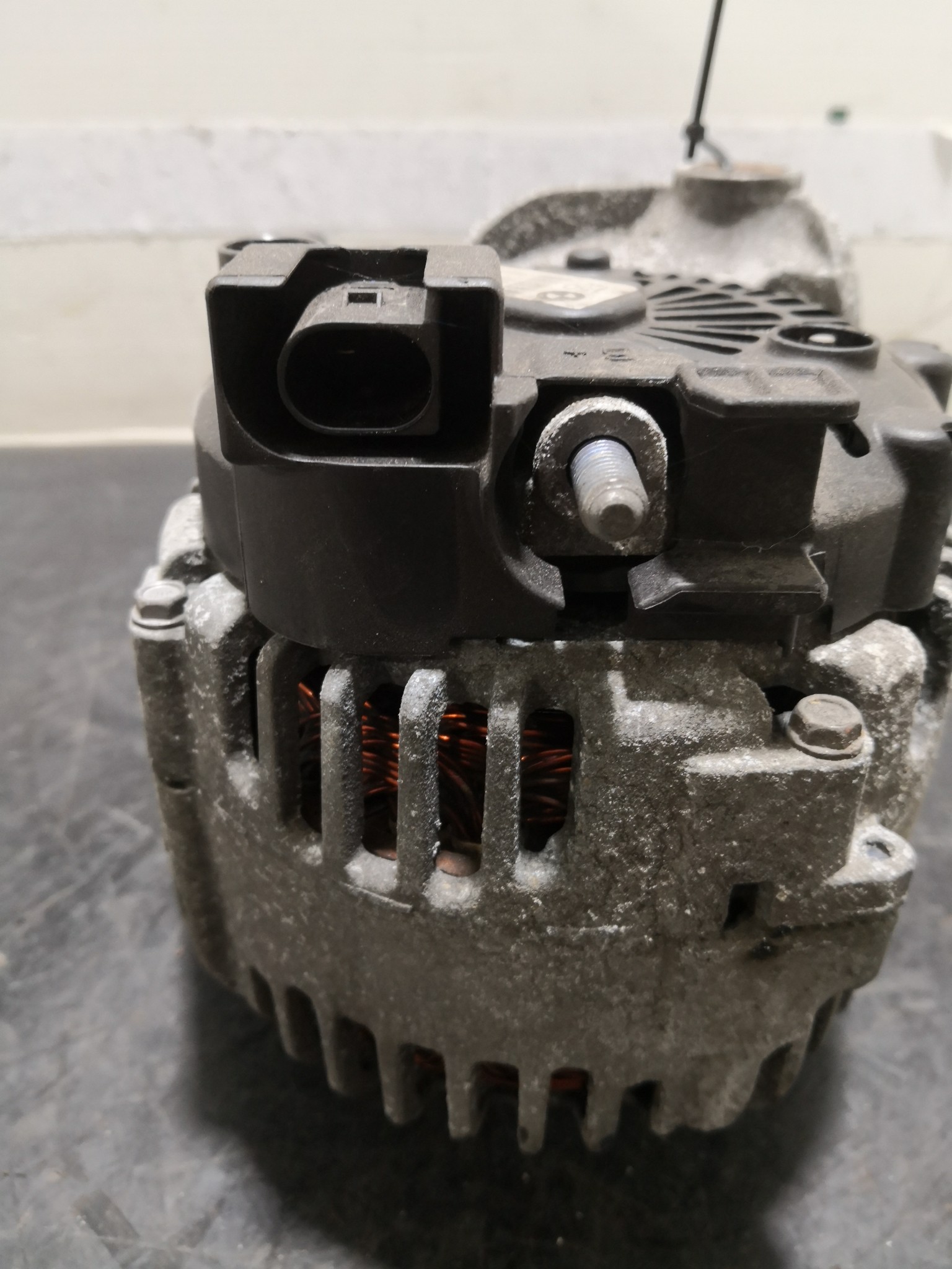 Alternador BMW 3 (E90) | 04 - 12 Imagem-1