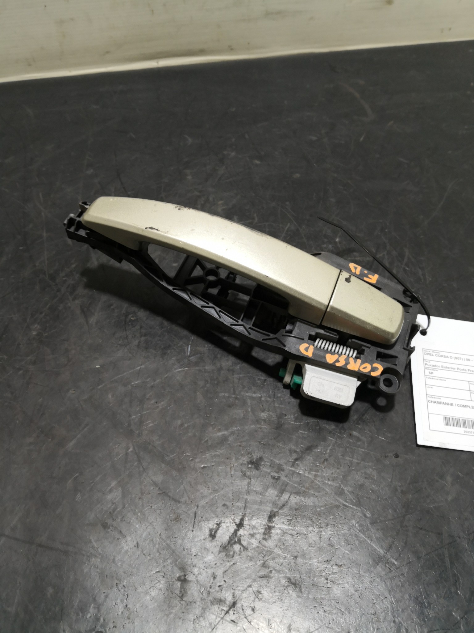 Puxador Exterior Porta Frente Dta OPEL CORSA D (S07) | 06 - 14 Imagem-1