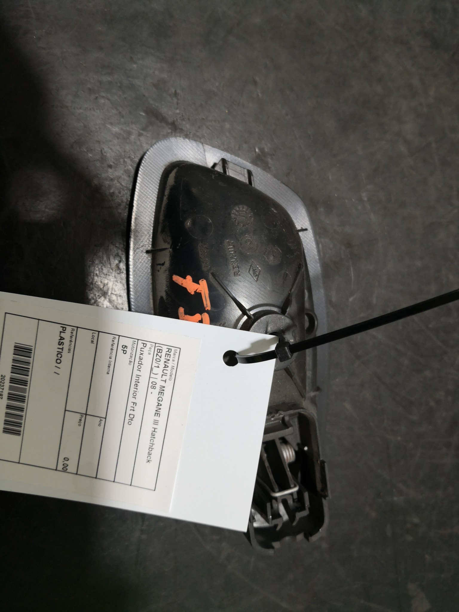 Puxador Interior Frt Dto RENAULT - ID S_97186