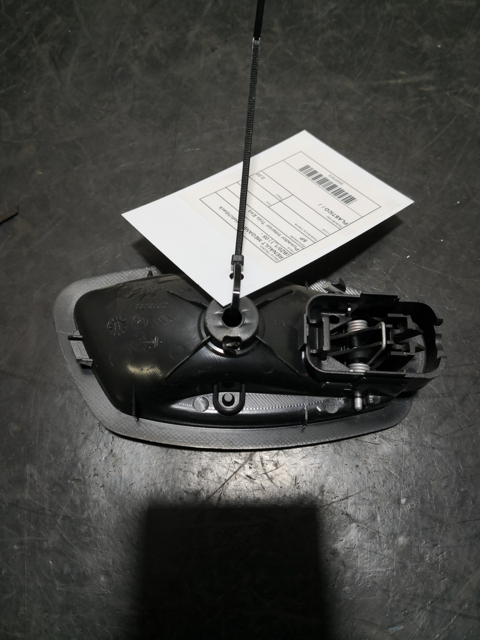 Puxador Interior Trás Esq RENAULT - ID S_97212