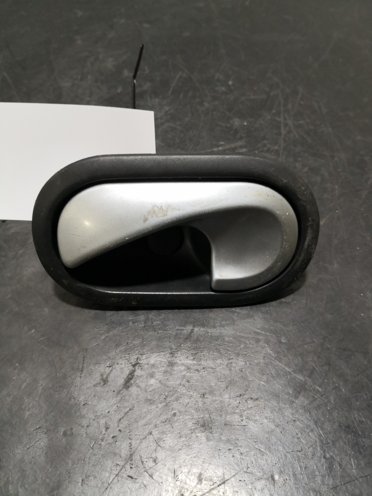 Puxador Interior Frt Esq RENAULT CLIO III (BR0/1, CR0/1) | 05 -  Imagem-2