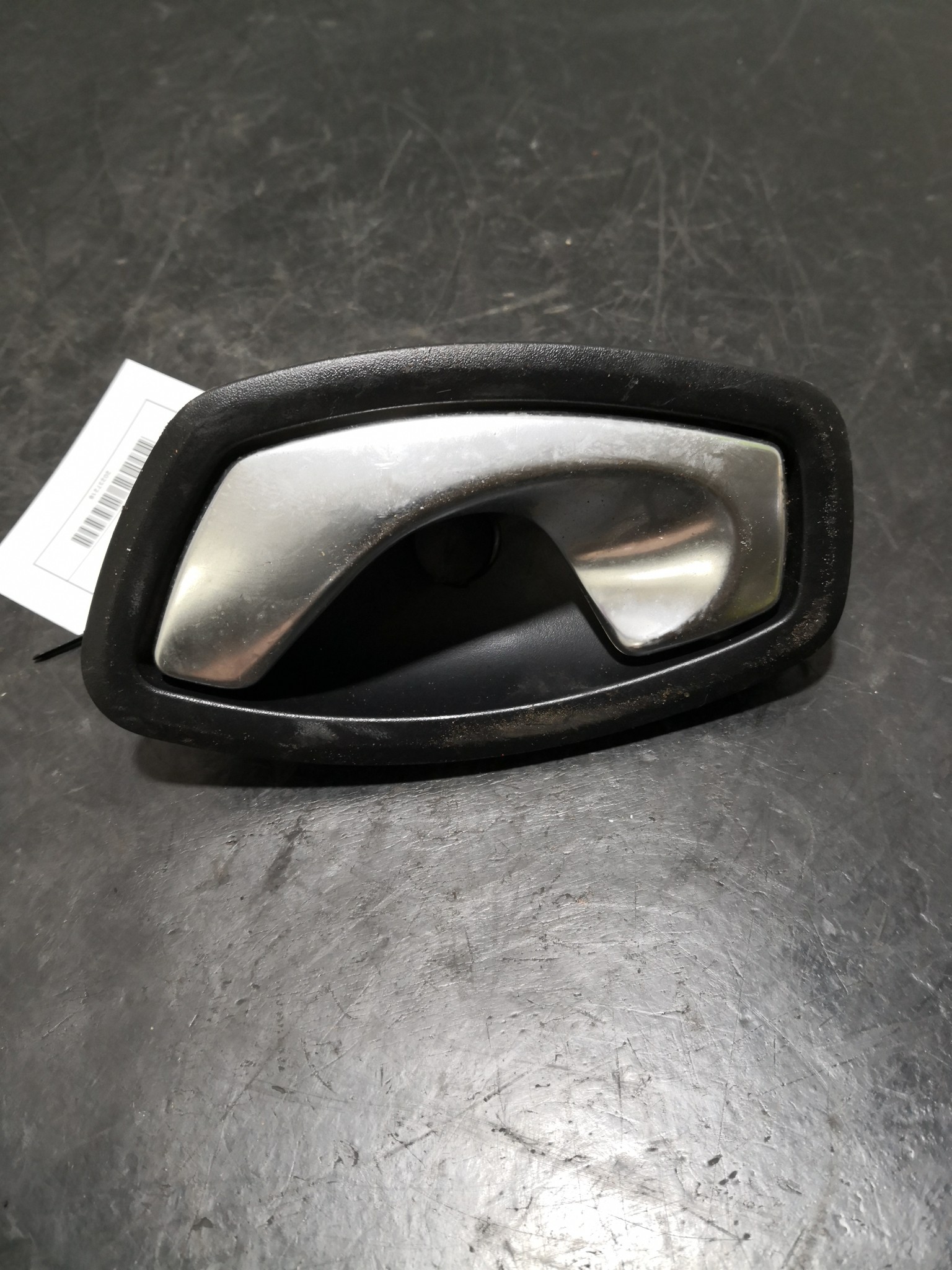 Puxador Interior Trás Esq RENAULT MEGANE III Hatchback (BZ0/1_) | 08 -  Imagem-1