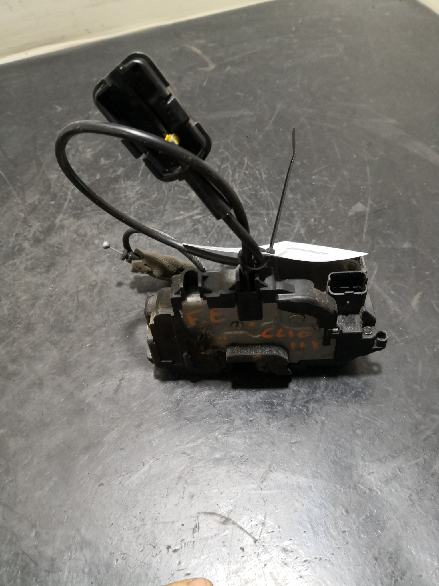 Fecho da Porta Frente Esq RENAULT CLIO III (BR0/1, CR0/1) | 05 -  Imagem-3