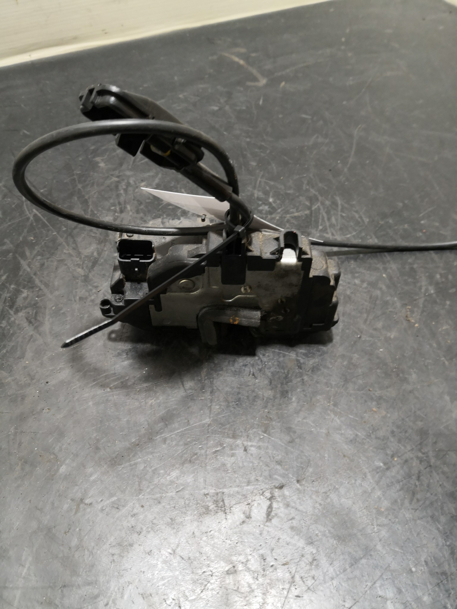 Fecho da Porta Frente Dto RENAULT - ID S_97266