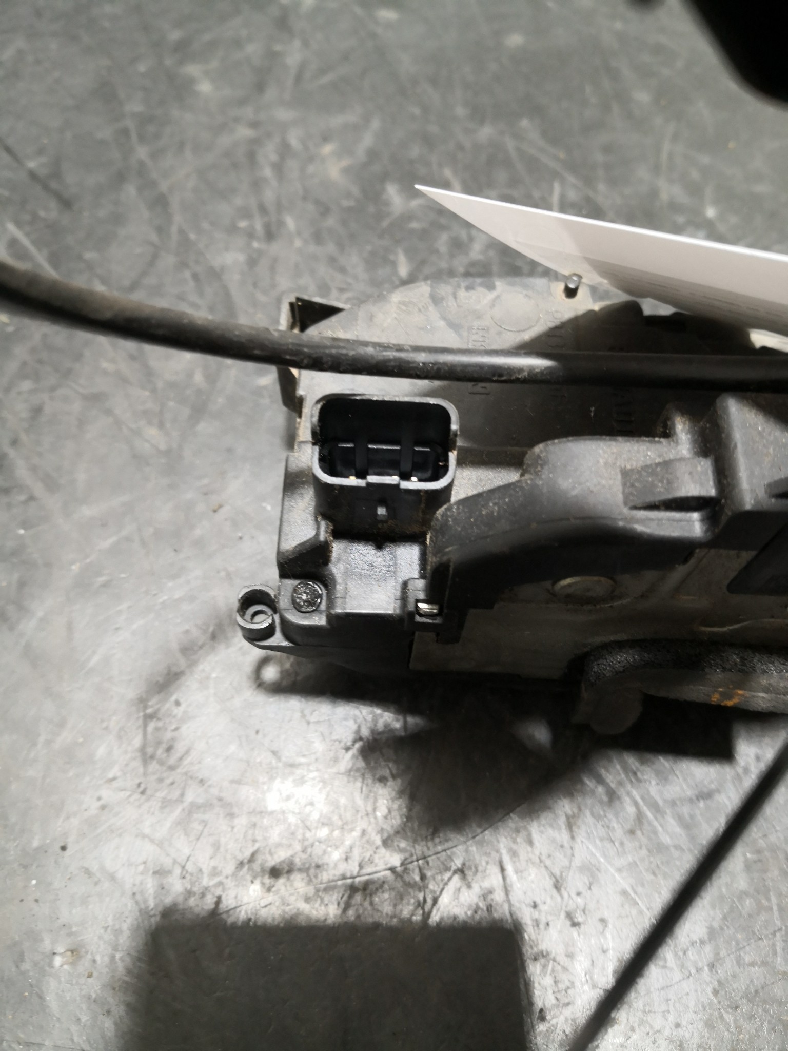 Fecho da Porta Frente Dto RENAULT CLIO III (BR0/1, CR0/1) | 05 -  Imagem-1