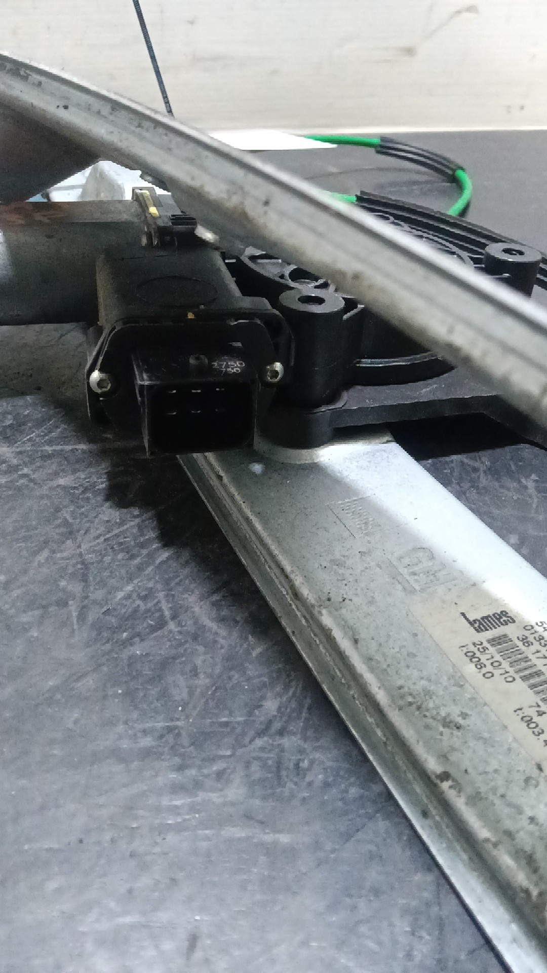 Elevador Frente Dto Electrico OPEL CORSA D (S07) | 06 - 14 Imagem-1