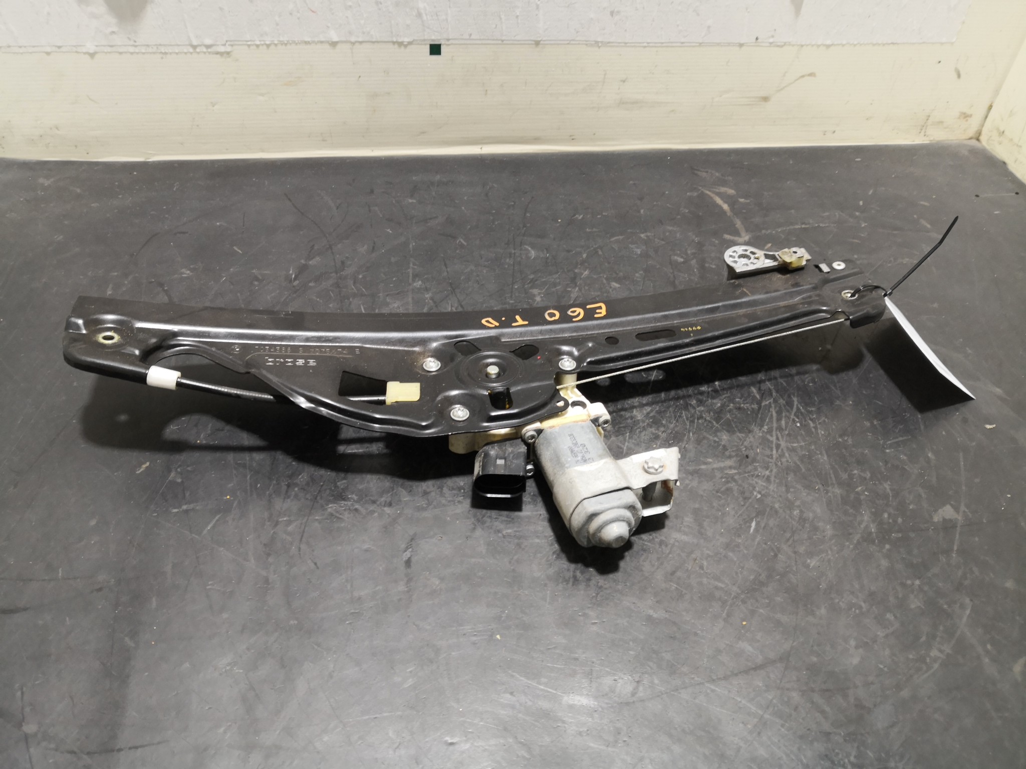 Elevador Trás Dto Electrico BMW 5 (E60) | 01 - 10 Imagem-2