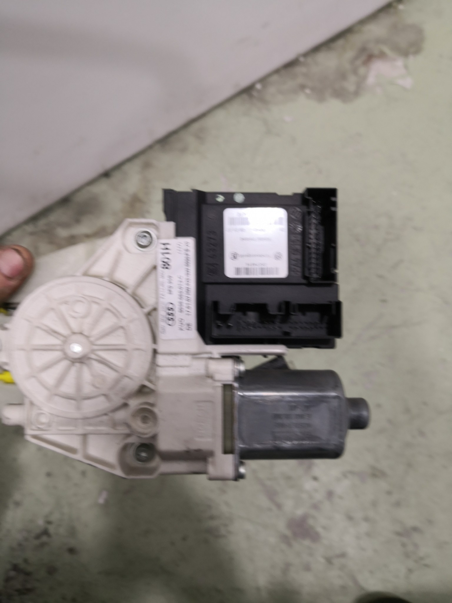 Elevador Frente Esq Electrico AUDI A3 (8P1) | 03 - 13 Imagem-2