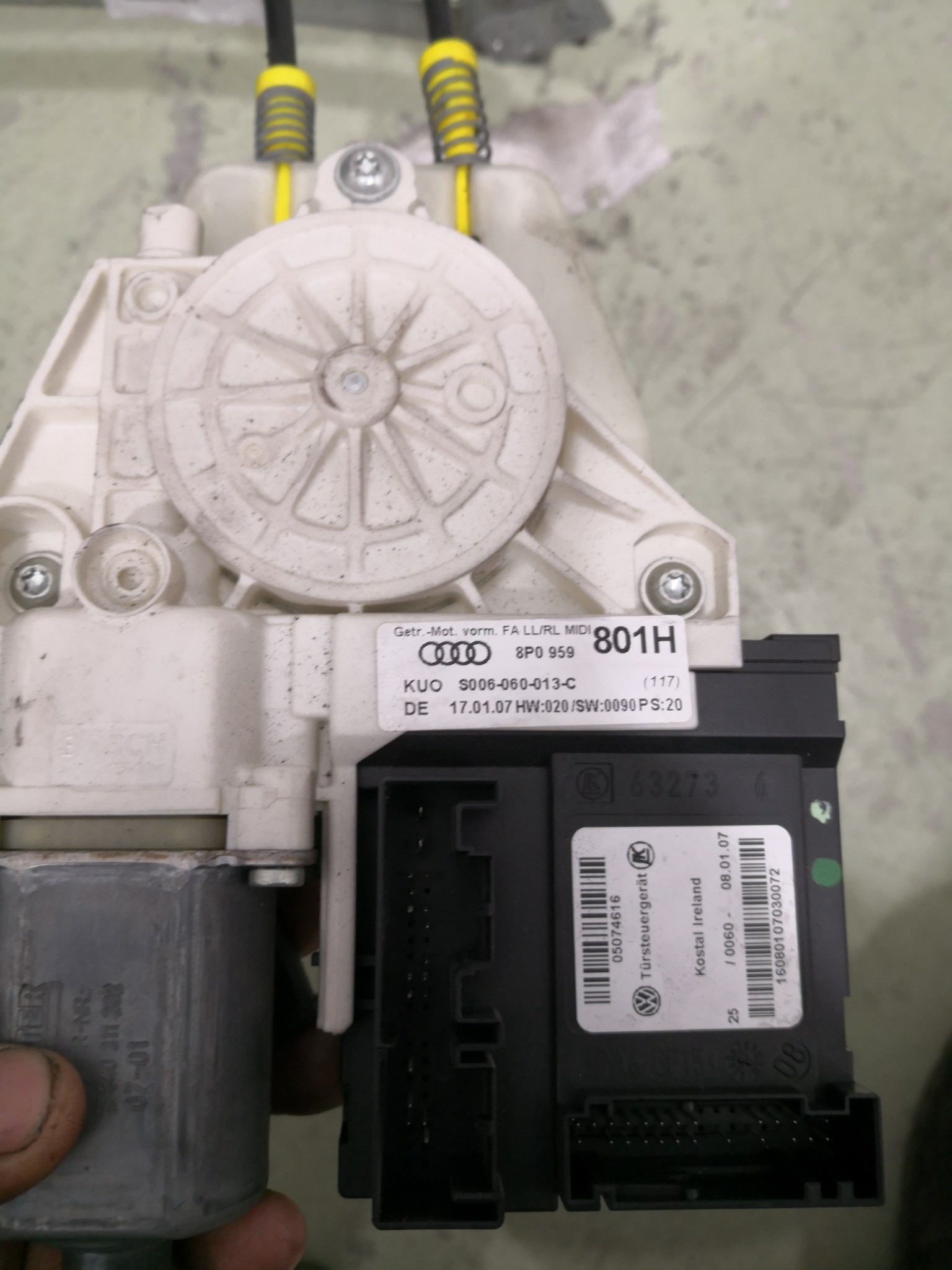 Elevador Frente Esq Electrico AUDI A3 (8P1) | 03 - 13 Imagem-3