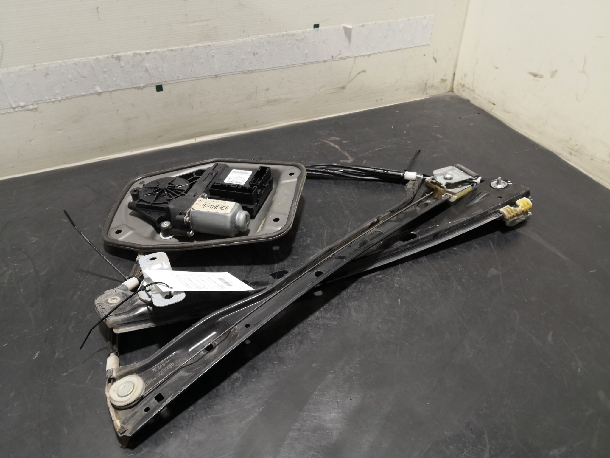 Elevador Frente Dto Electrico VOLKSWAGEN - ID S_97359