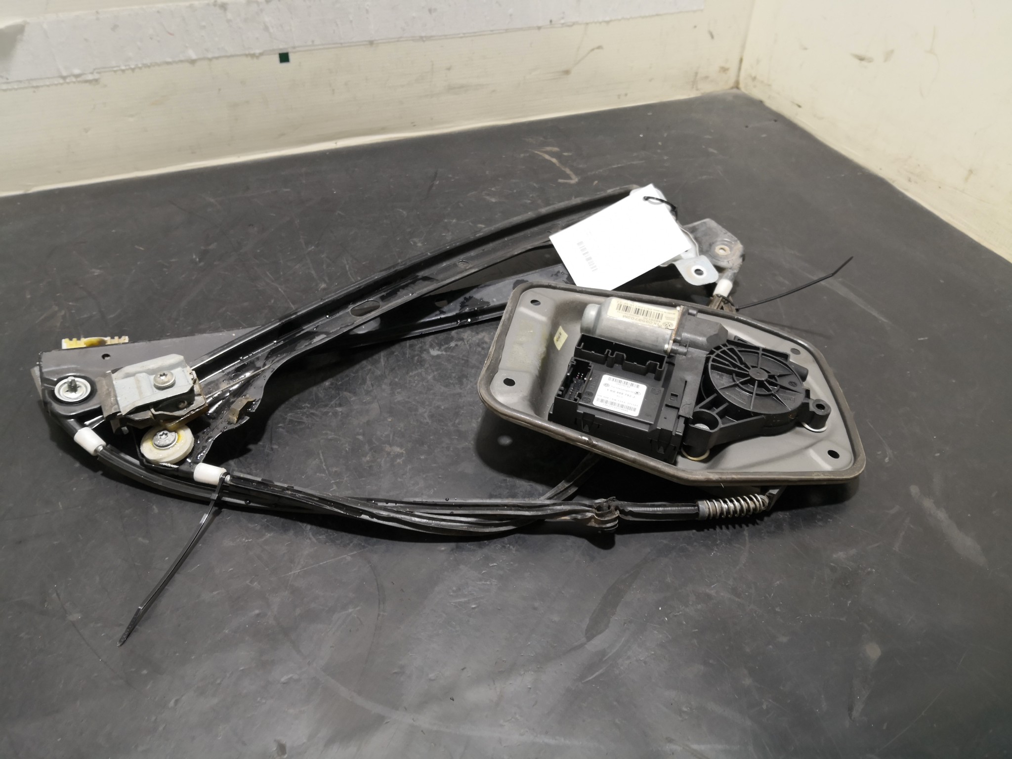 Elevador Frente Dto Electrico VOLKSWAGEN GOLF V (1K1) | 03 - 09 Imagem-1