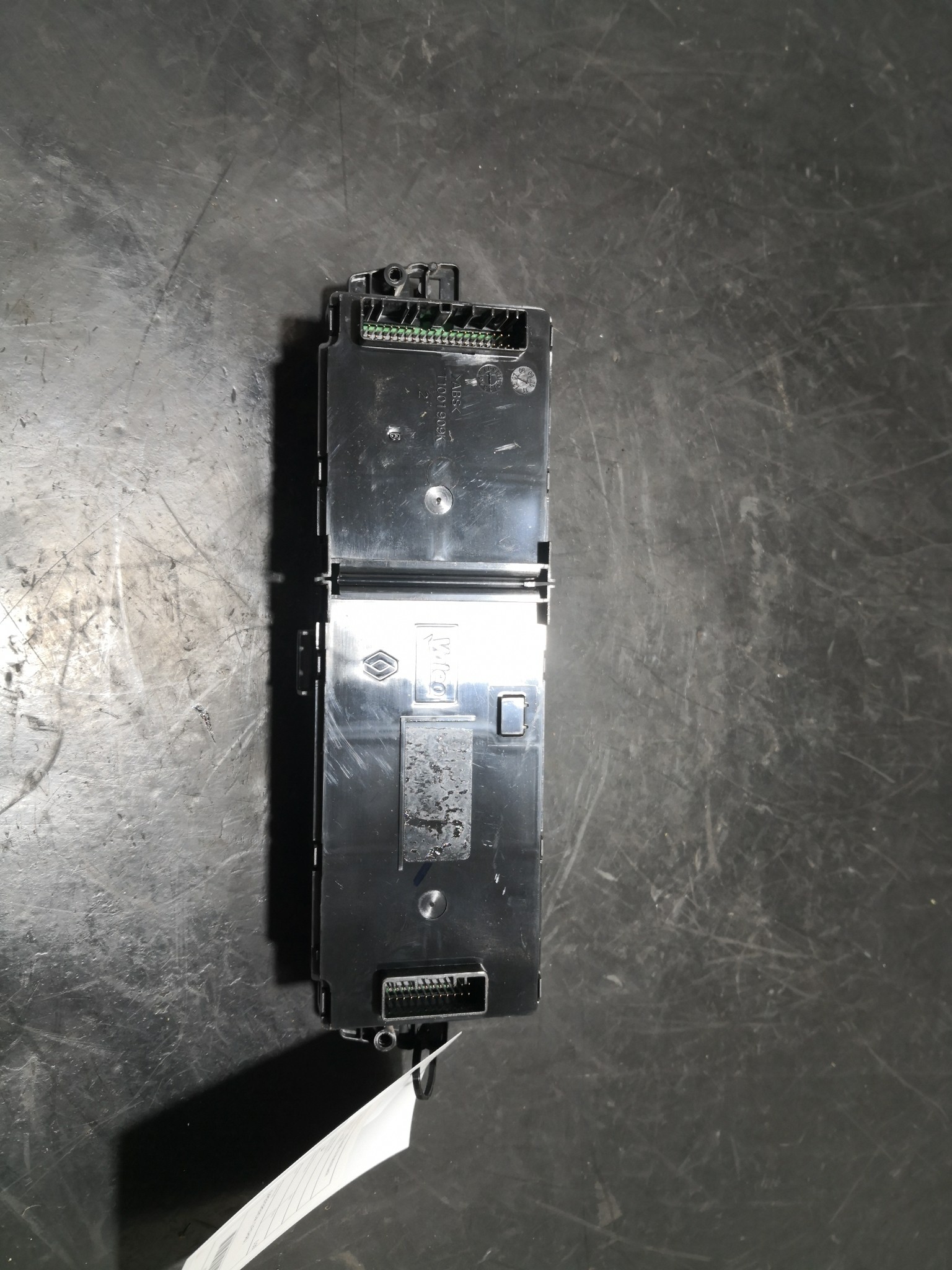 Climatronic RENAULT MEGANE III Hatchback (BZ0/1_) | 08 -  Imagem-1