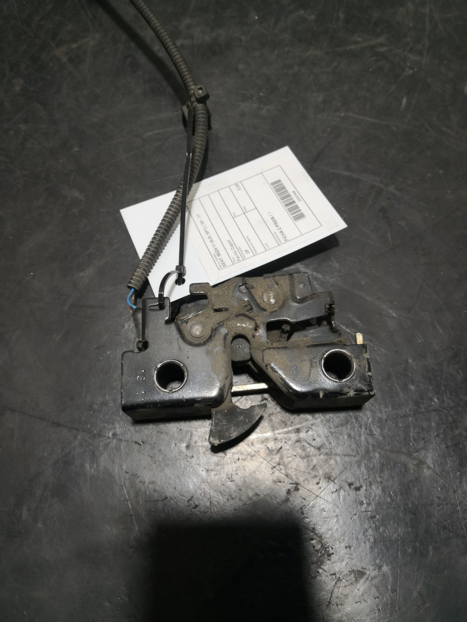 Fecho Capot SEAT IBIZA IV (6J5, 6P1) | 08 - 17 Imagem-2