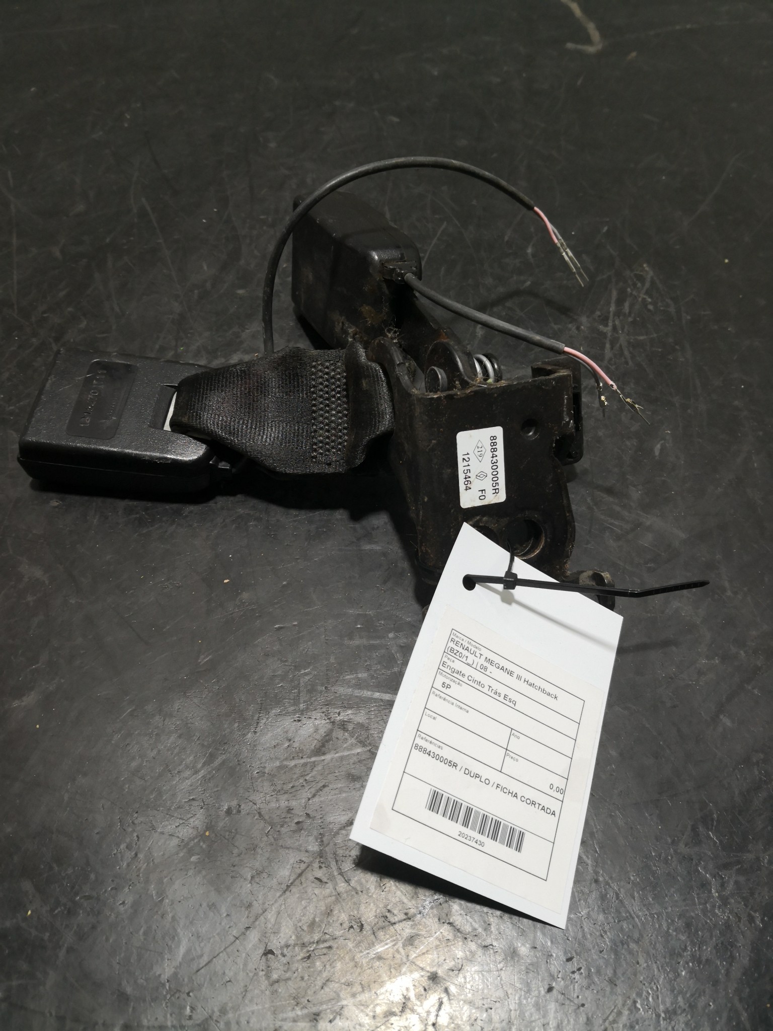 Engate Cinto Trás Esq RENAULT - ID S_97429