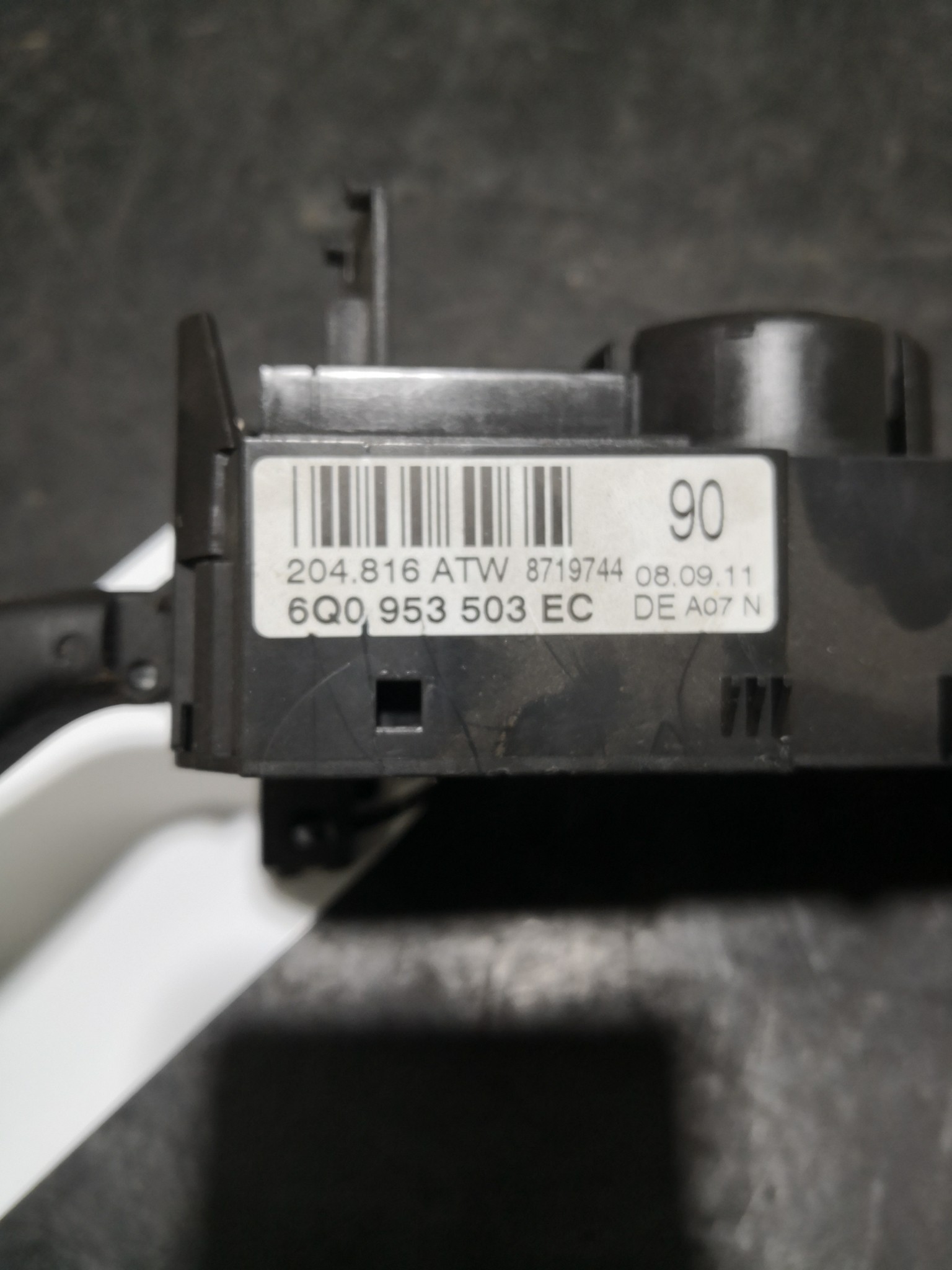 Manipulo Completo Luzes/Escovas VOLKSWAGEN POLO (6R1, 6C1) | 09 -  Imagem-1