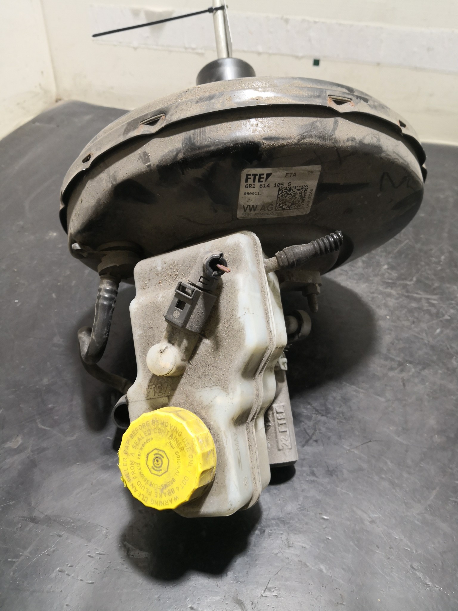 Servofreio  VOLKSWAGEN POLO (6R1, 6C1) | 09 -  Imagem-1