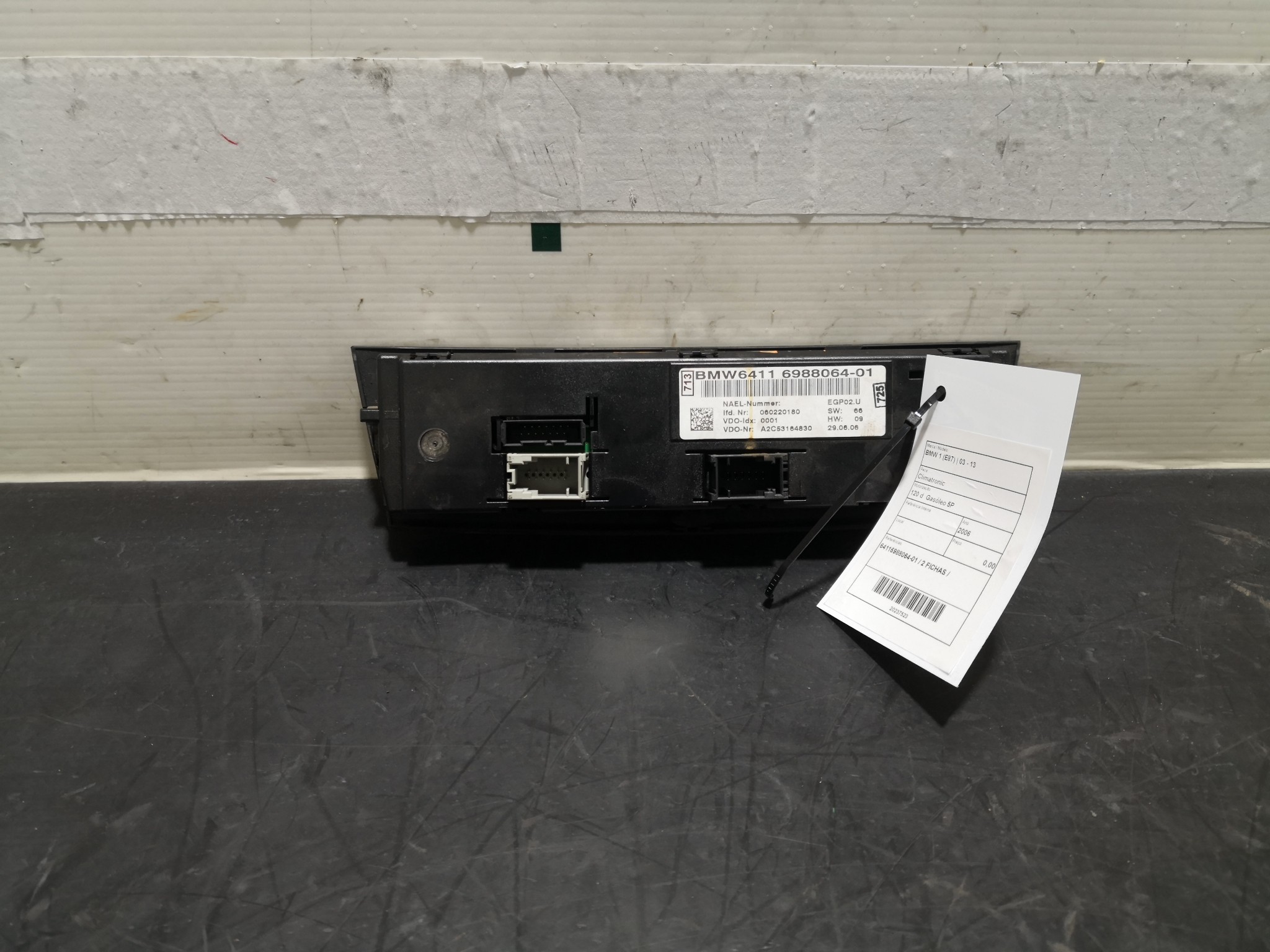 Climatronic BMW 1 (E87) | 03 - 13 Imagem-1