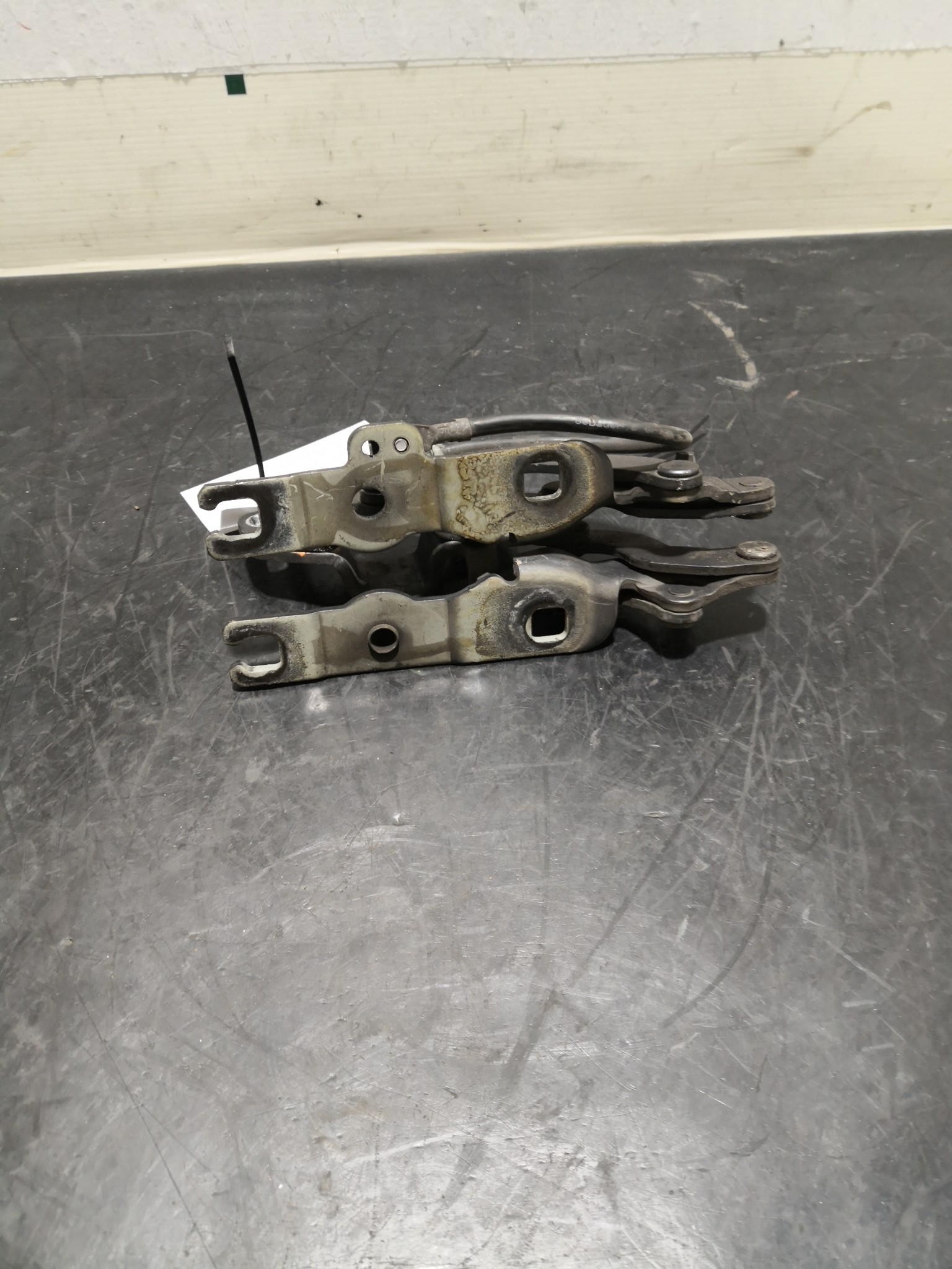 Dobradiças Capot BMW 1 (E87) | 03 - 13 Imagem-2