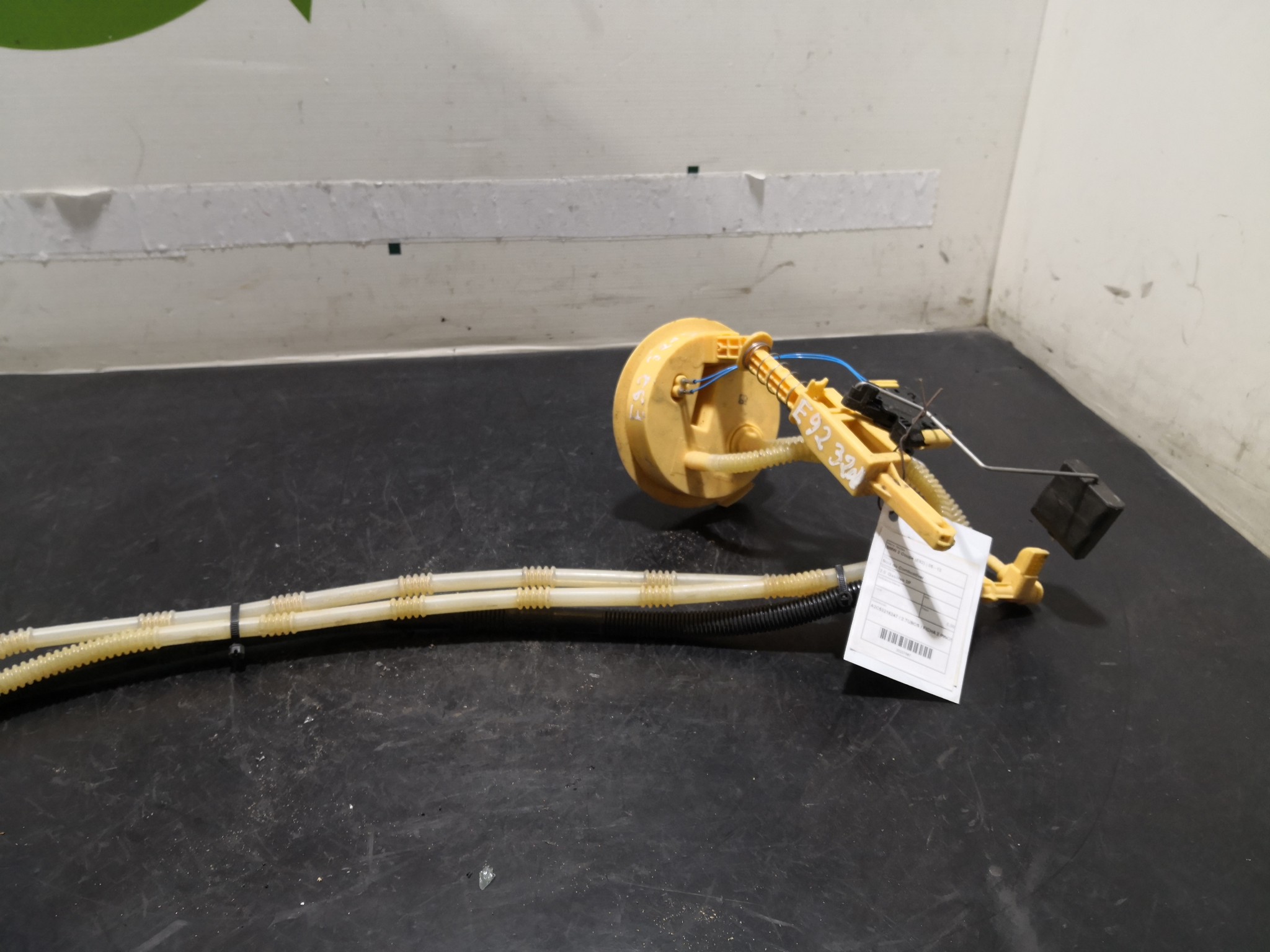 Boia do Combustível BMW - ID S_97586