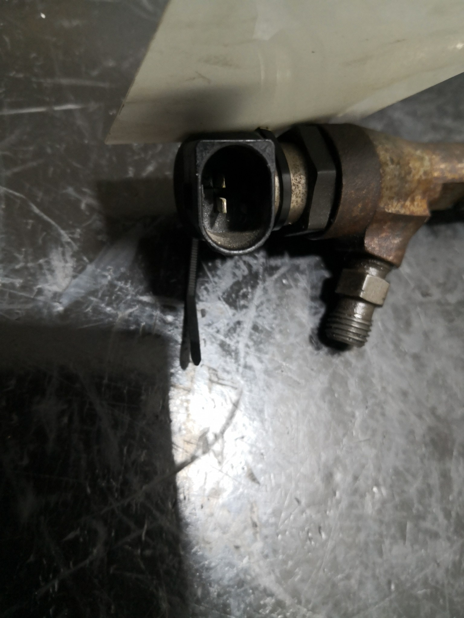 Injectores RENAULT MEGANE II Grandtour (KM0/1_) | 03 - 12 Imagem-3