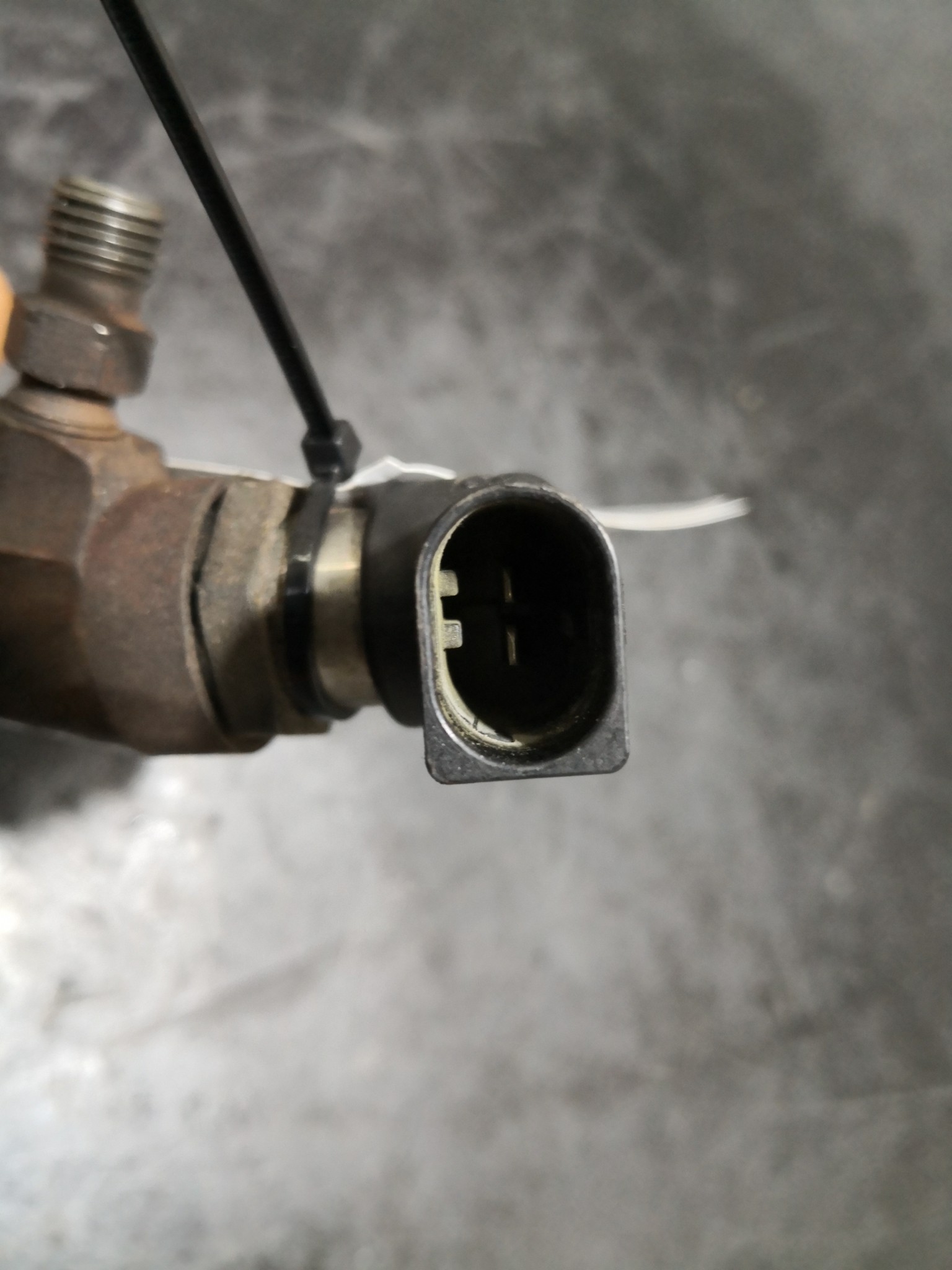 Injectores RENAULT MEGANE II Grandtour (KM0/1_) | 03 - 12 Imagem-2