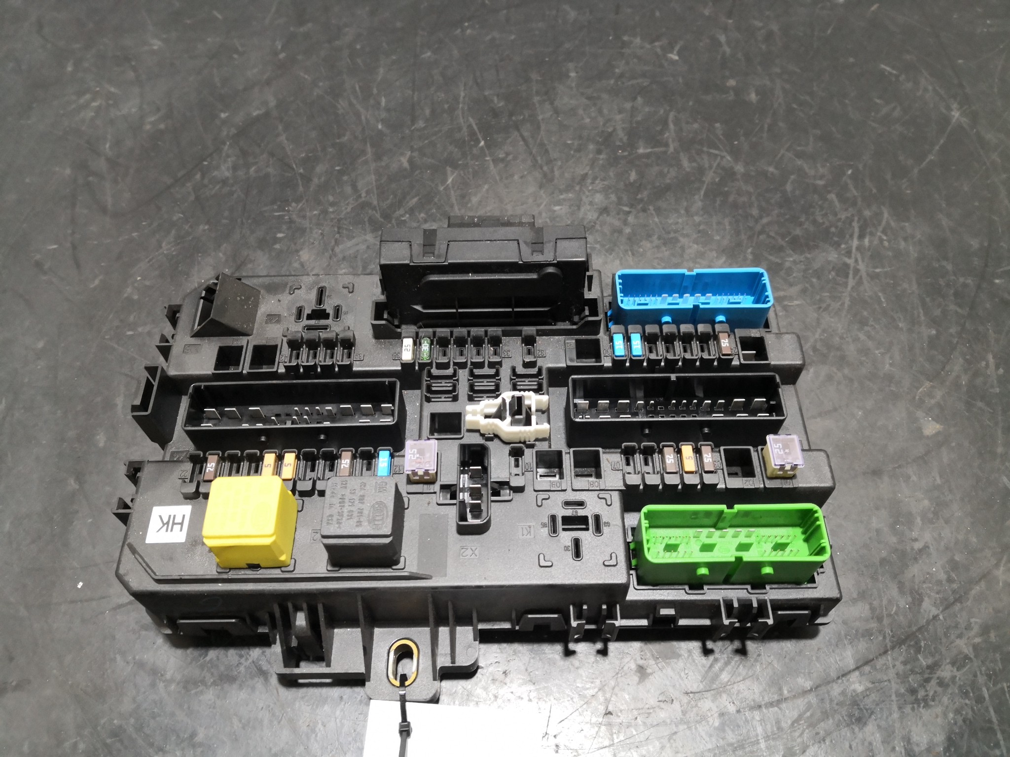 Caixa dos Fusíveis OPEL - ID S_97996