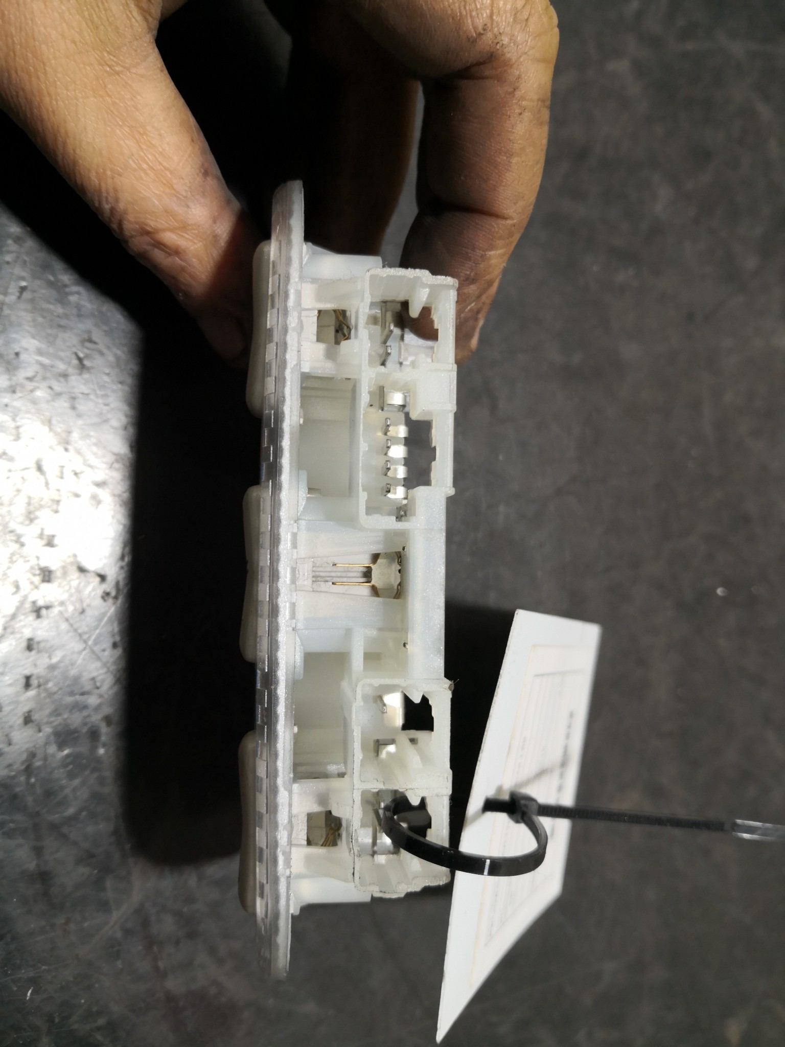 Plafonier  PEUGEOT PARTNER Caixa | 08 -  Imagem-1