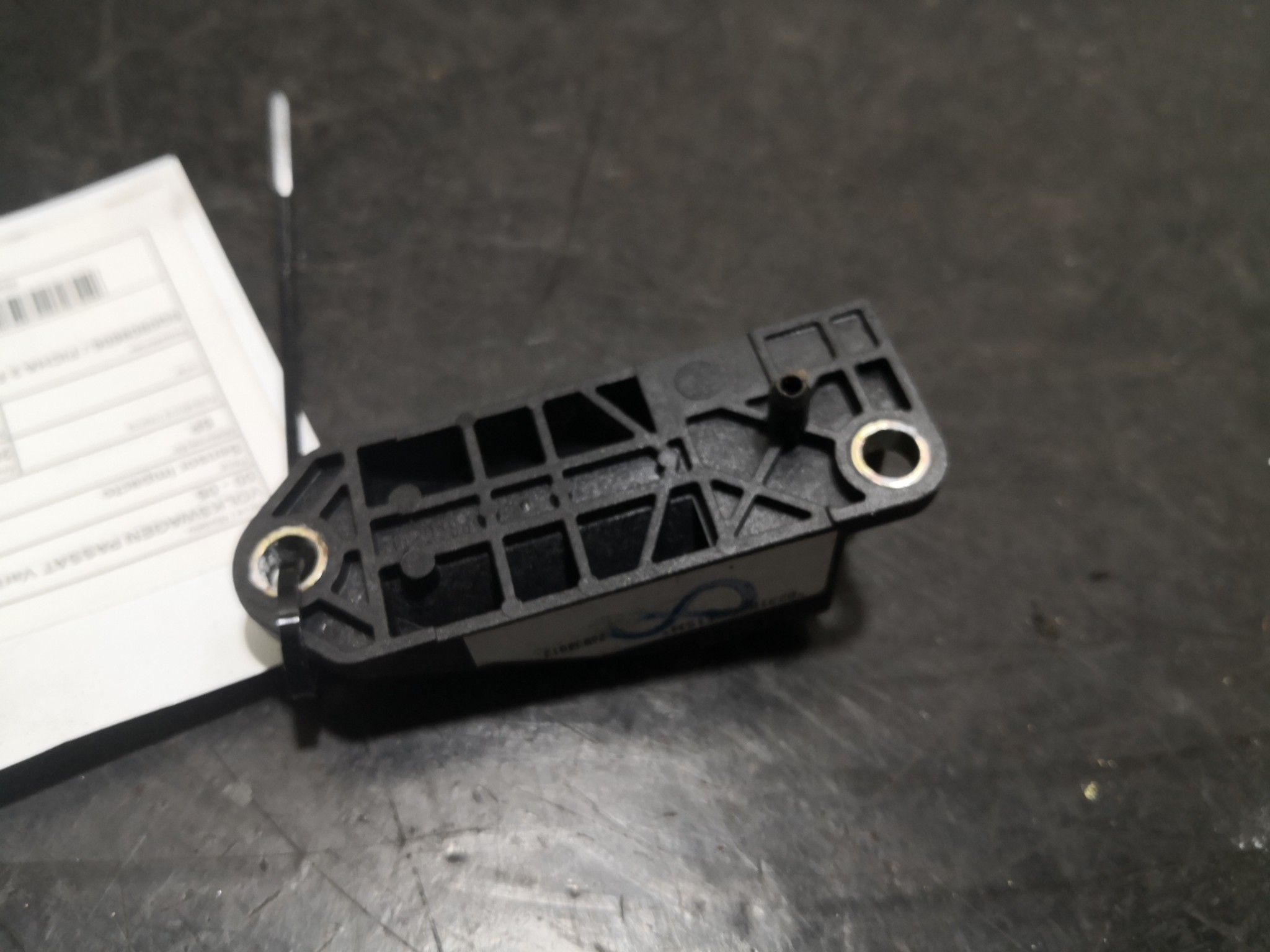 Sensor Impacto VOLKSWAGEN PASSAT Variant (3B6) | 00 - 05 Imagem-3