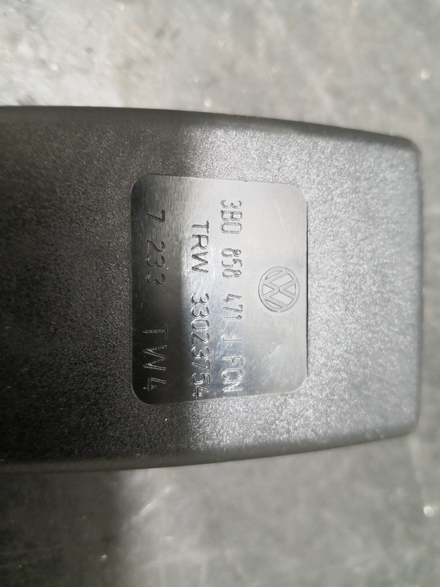 Engate Cinto Frente Esq VOLKSWAGEN PASSAT Variant (3B6) | 00 - 05 Imagem-1