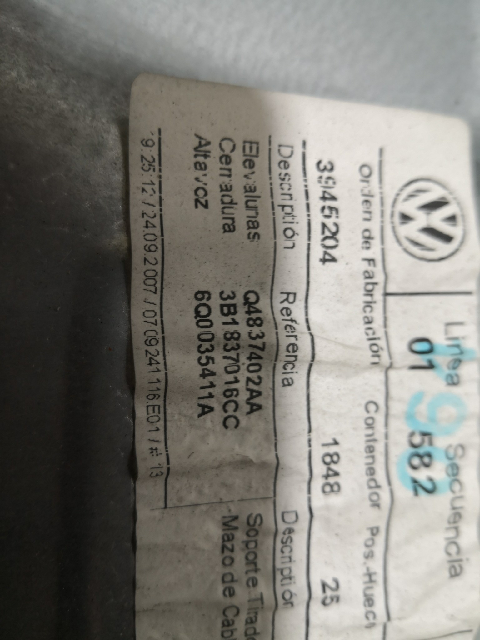 Elevador Frente Dto Electrico VOLKSWAGEN POLO (9N_) | 01 - 14 Imagem-1